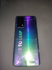 ريلمي Q3 برو • ذاكرة 128 رام 8 • مبدل شاشة