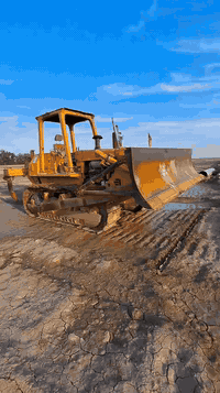 بلدوزر فيات • موديل 82 • محرك جير جديد