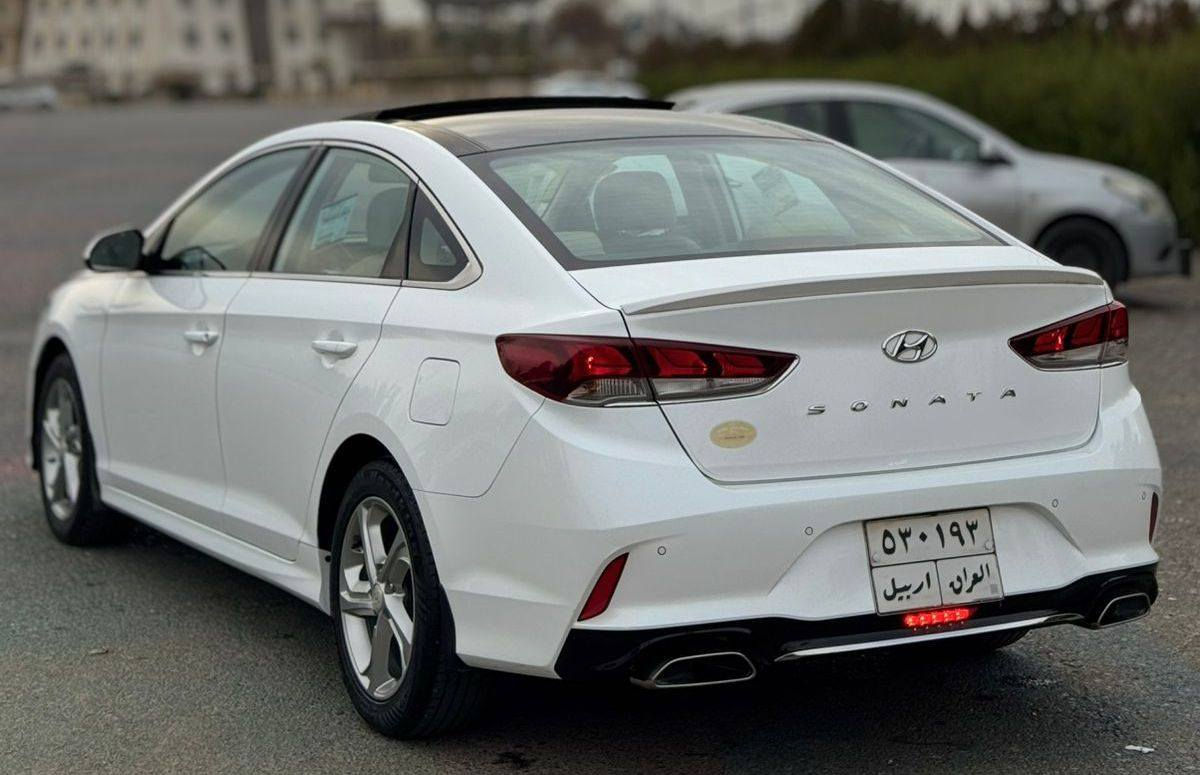 انظف سوناتا 2018 ( خـليـجـي )

وكالت شريكه اربيل فول مواصفات
٤ سلندر 
ماشى ٤٨كم

 هيؤنداي سؤناتا (موديل :٢٠١٨ )
فوول مواصفات   
بانوراما - كشنات جلد-وايار ليس -مرايات شفت -گير شفت-....
سيارة مكفوله بدون سبوغ
كير و محرك بشرط 
كهربايي كلشى بشرت
 محرك ٢٤٠٠كبير دووش
سياره رقم اربيل - فحص هةزه جديد 
سياره بسمى تحويل و وكاله نفس يوم مباشر
 كورك واتساب   ***********
