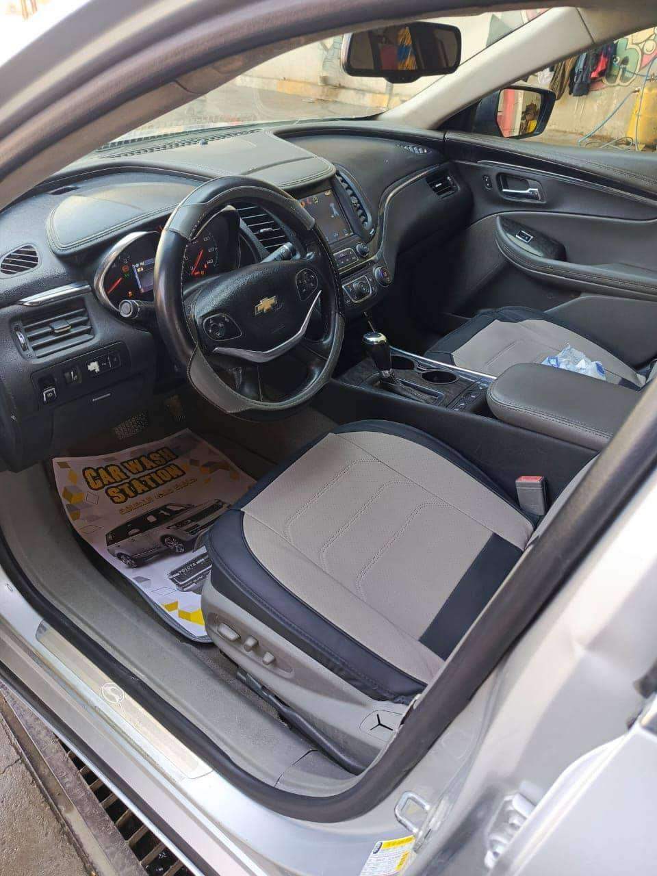 للبيع Chevrolet امبالا 2014 LTZ – 4 سلندر
محرك وكير جديد (خير من الله)
شاشة + كاميرا خلفية
حساسات أمامية وخلفية
رادار
حدادية جديدة قبل أسبوع
رقم بغداد باسمي مباشرة
السيارة نظيفة والاستخدام شخصي
بيها 3 قطع  أبيعها عام 
السعر 103$
للتواصل:📱 ***********
