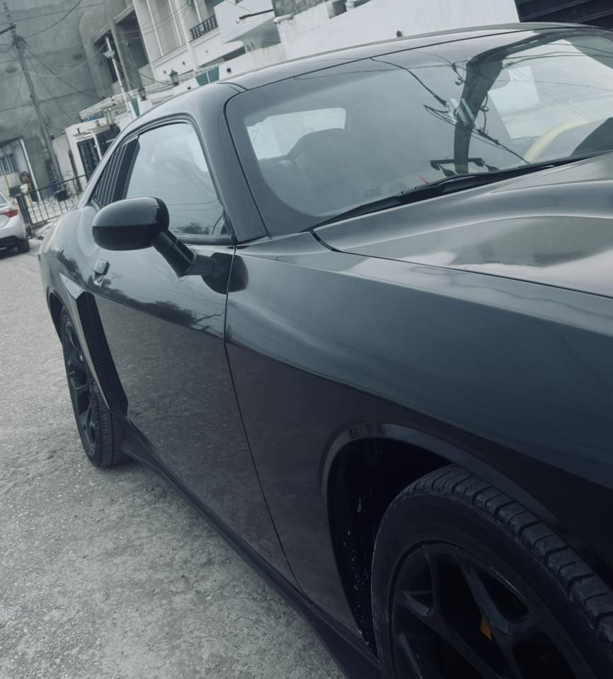 السلام عليكم
جالنجر موديل 2012 صبغ احزام

كير محرك وأكسل شرط

محرك مفتوح الكيس للتنظيف

محدث بجمها وبكلايت محدث

رايدها مراوس ويا موستنك كشف

او جالنجر لون اخضر وموجود الفرق 
سعرها ١٠٣

***********
