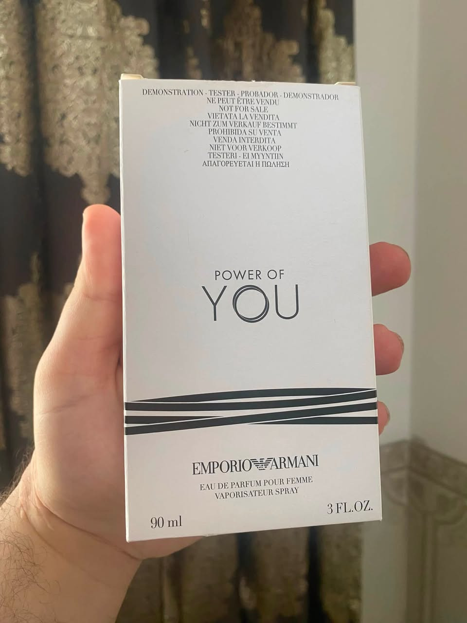 عطر ارماني بور اوف يو حجم ٩٠ مل متبقي تقريبا ٨٠ مل مع العلبة تيستر اصلي
السعر 70$🔥

للحجز على الخاص 
يوجد توصيل


**إذا كنت صاحب هذا الإعلان وتريد حذفه لأي سبب، رجاءا أرسل رسالة إلى الدعم الفني**