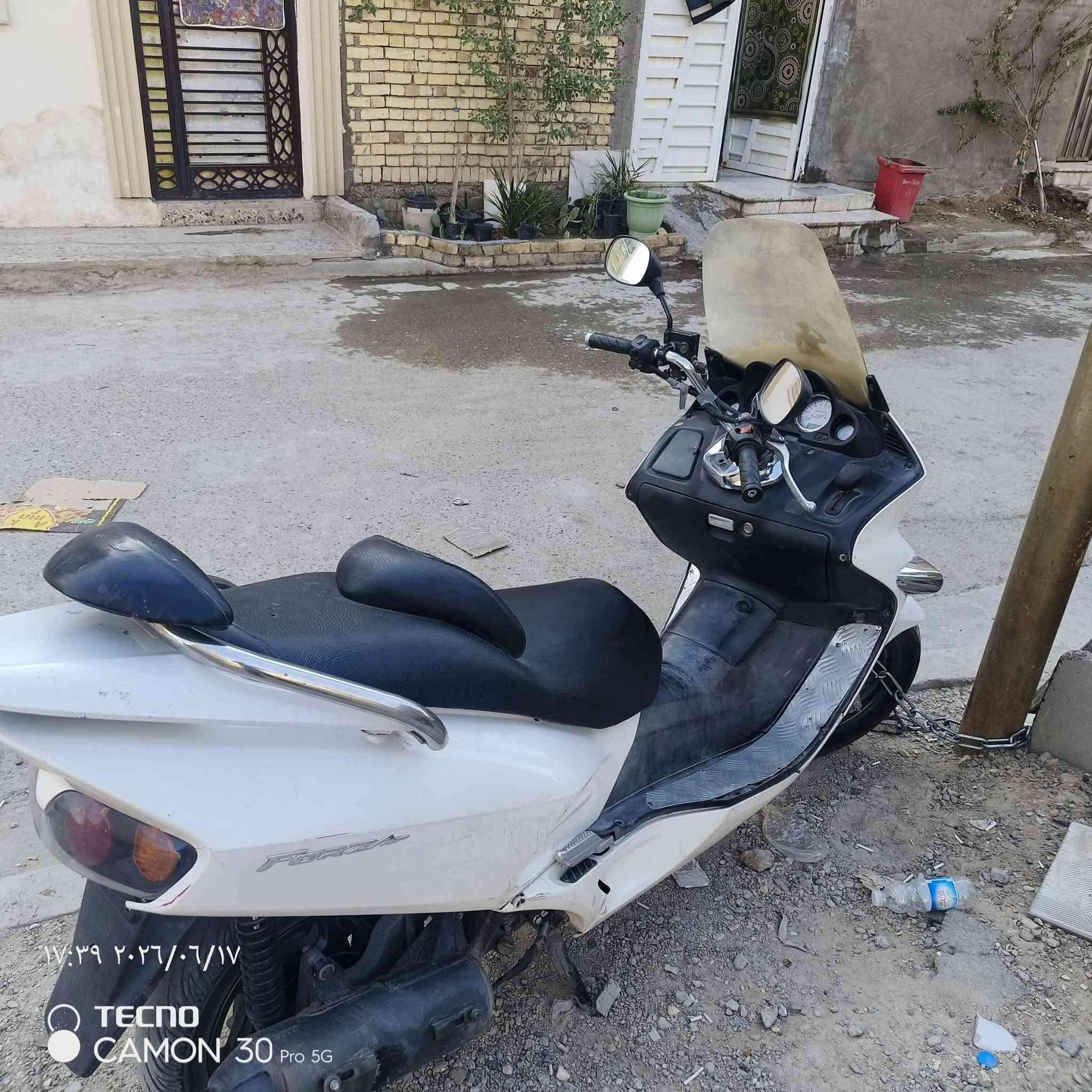 سلام عليكم دراجه فورزه  06 دراجه مكفوله من كلشي من مكينه كهربايات   ترايك وين متريد لا تنقيص لا تبخير لاتئخير  لايت عالي ناصي رماش اشاره دبل اشاره هورن كله شغال   ونضافه كدامك جيب فيتر وفصح  عنواني بغداد بلديات رقم *********** واتساب متواجد سعر 650
