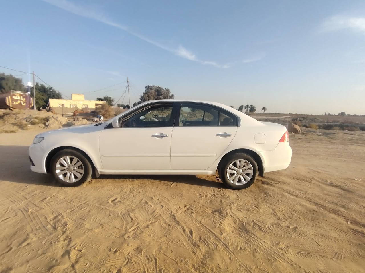 اوبتيما  الموديل 10كفاله عامه  2000دوش  سياره مال جناي رقم بغداد  بسمي  مداور ثاني يوم المكان الدوانيه السعر 140 رقم ***********
