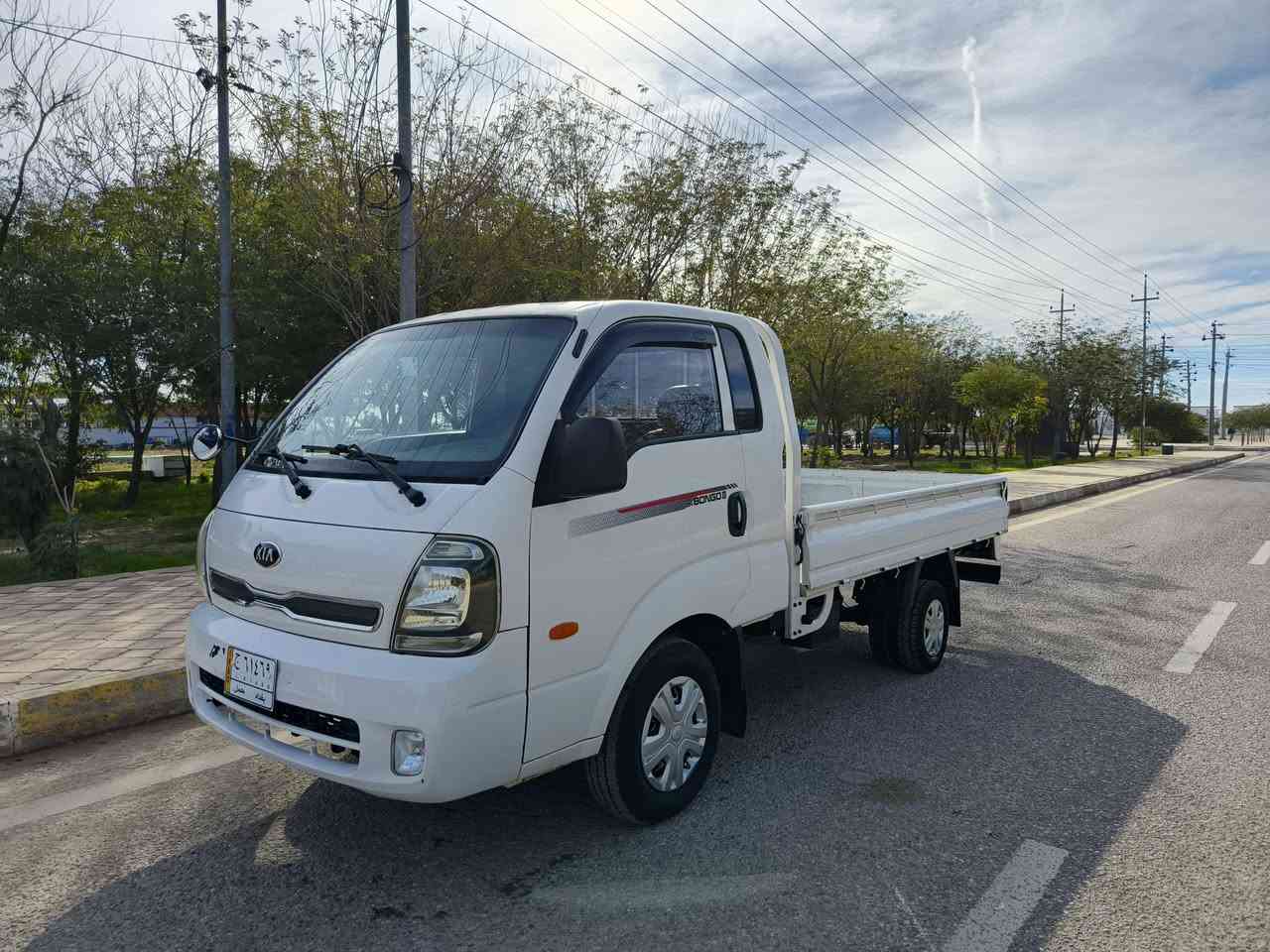 سەرە تا بە ناوی خوای گە وره
کیا بیلا2009 کراوە بە2023
3000 سۆپەر مەکینە ڕەش
تازە داغل 
تەبرید لەسەر سویج
ئاوینە کارە بای 
5دووگەمە 
بۆدی بیلادی سفرە
برێکی بەسراوە
کارە بای بەسراوە 
***********
***********
