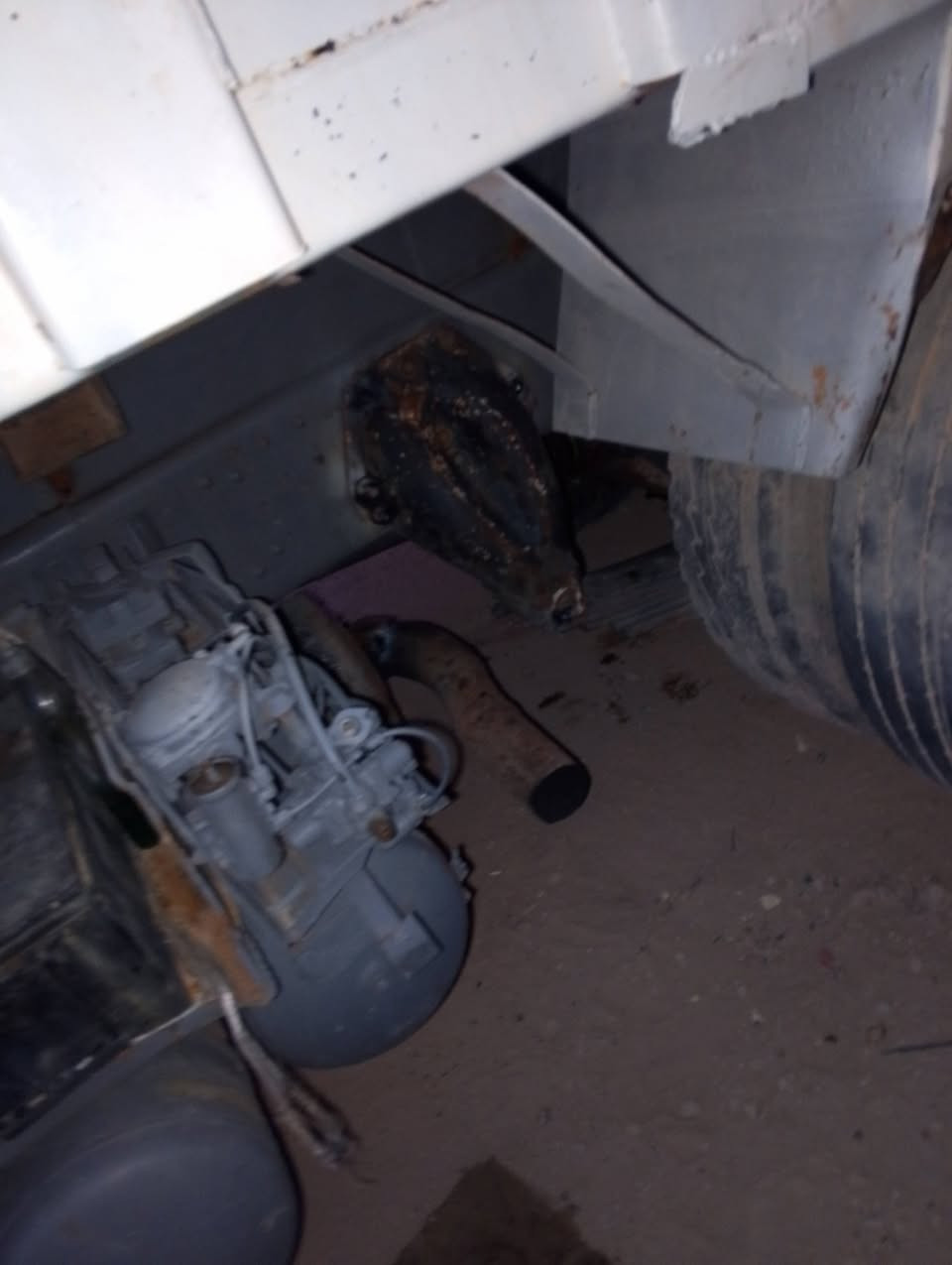 سلام عليكم سياره سكانيا سحال موديل 1995تخم تاير مجموعه فالفو خفيفه ام الالنكي مكينه ميه وثنعش بدي شمالي تحويل ثاني يوم مشروع وطني تريد تحويل دريد وكاله  مكاني واسط كوت نتصال‏‪***********‬‏
