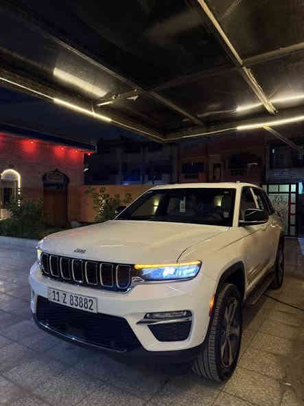 جيب لمتد بلاص 2024 مكفوله كفاله عامه وكاله هارلم ضمان ماشيه الفين كيلو زيرو بعدها السياره فول مواصفات السياره السعر 460 العنوان بغداد الرقم ***********
