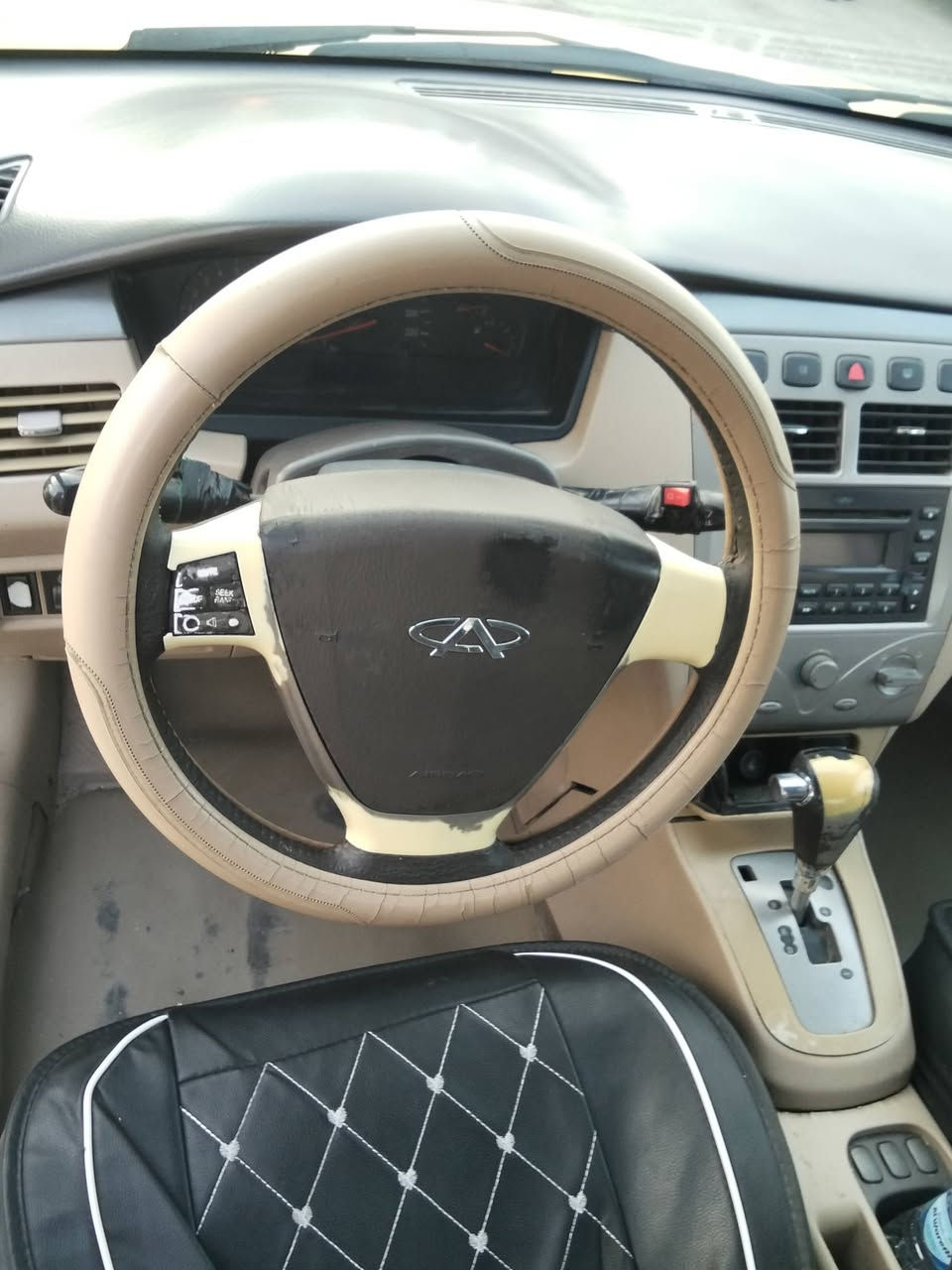 سلام عليكم شيري   A 5
2011      رقم بقداد انكليزي مصفر هيه وقرامات
 شرط التحويل كير ومكينه شادهن حاويه كامري ابولكف
السعر 32  ورقه  بيهه مجال حك جيه صدر جديد
استفسار اتصل وتدلل ***********
