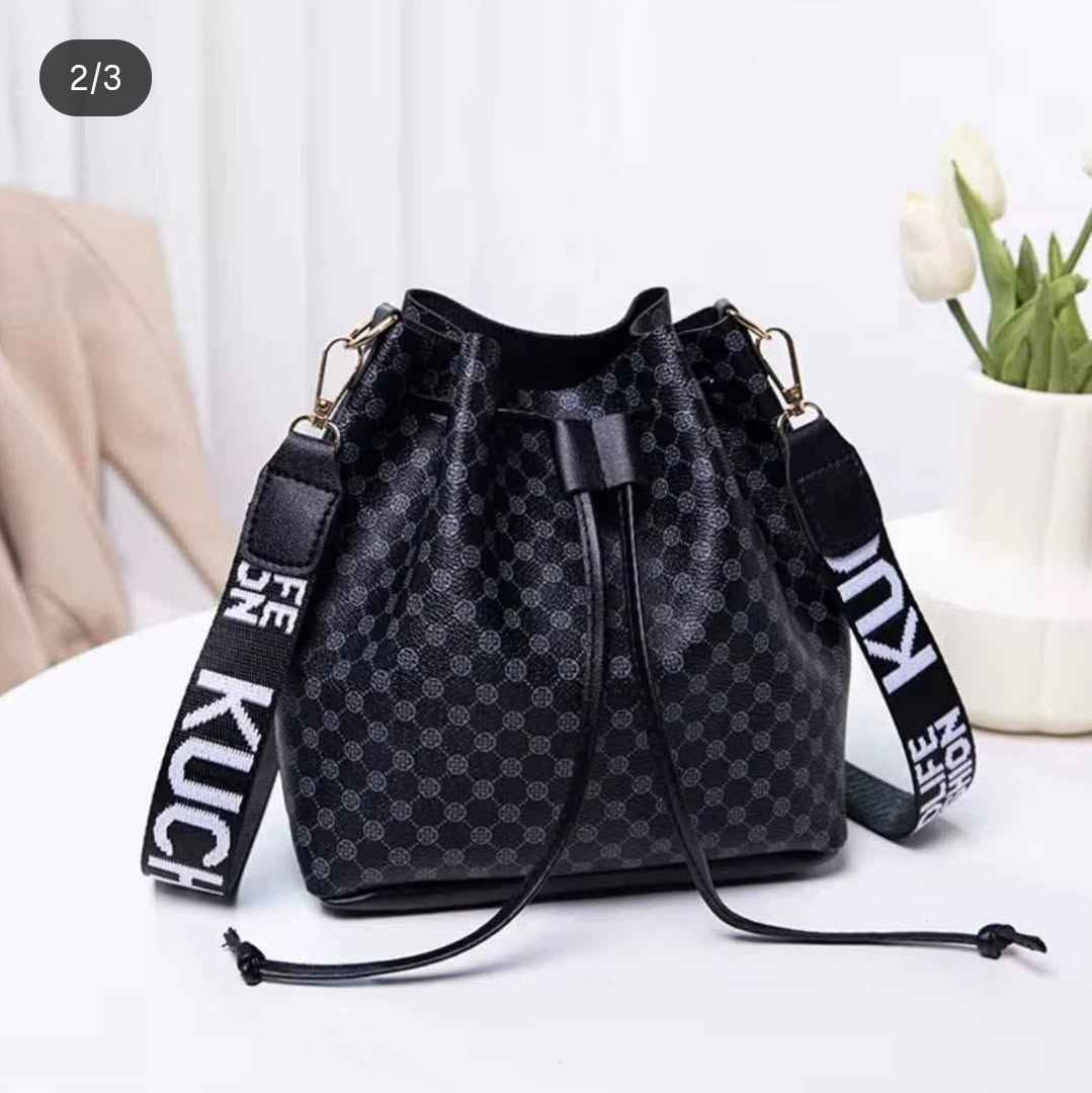 حقائب بناتية تصفية بضاعه
الجلد اخر ٥ قطع ، سعر القطعه ٥٠٠٠
الصوف اخر قطعتين ، سعر القطعه ٤٠٠٠
توت باك اخر قطعتين ، سعر القطعه ٥٠٠٠
قماش صغيره ، سعر القطعه ٣٠٠٠

اذا تاخذ الكمية كلها احسبلك اقل

متوفر توصيل لكل المحافظات ٥ الاف
٣ الاف داخل كربلاء كربلاء, العراق


**إذا كنت صاحب هذا الإعلان وتريد حذفه لأي سبب، رجاءا أرسل رسالة إلى الدعم الفني**