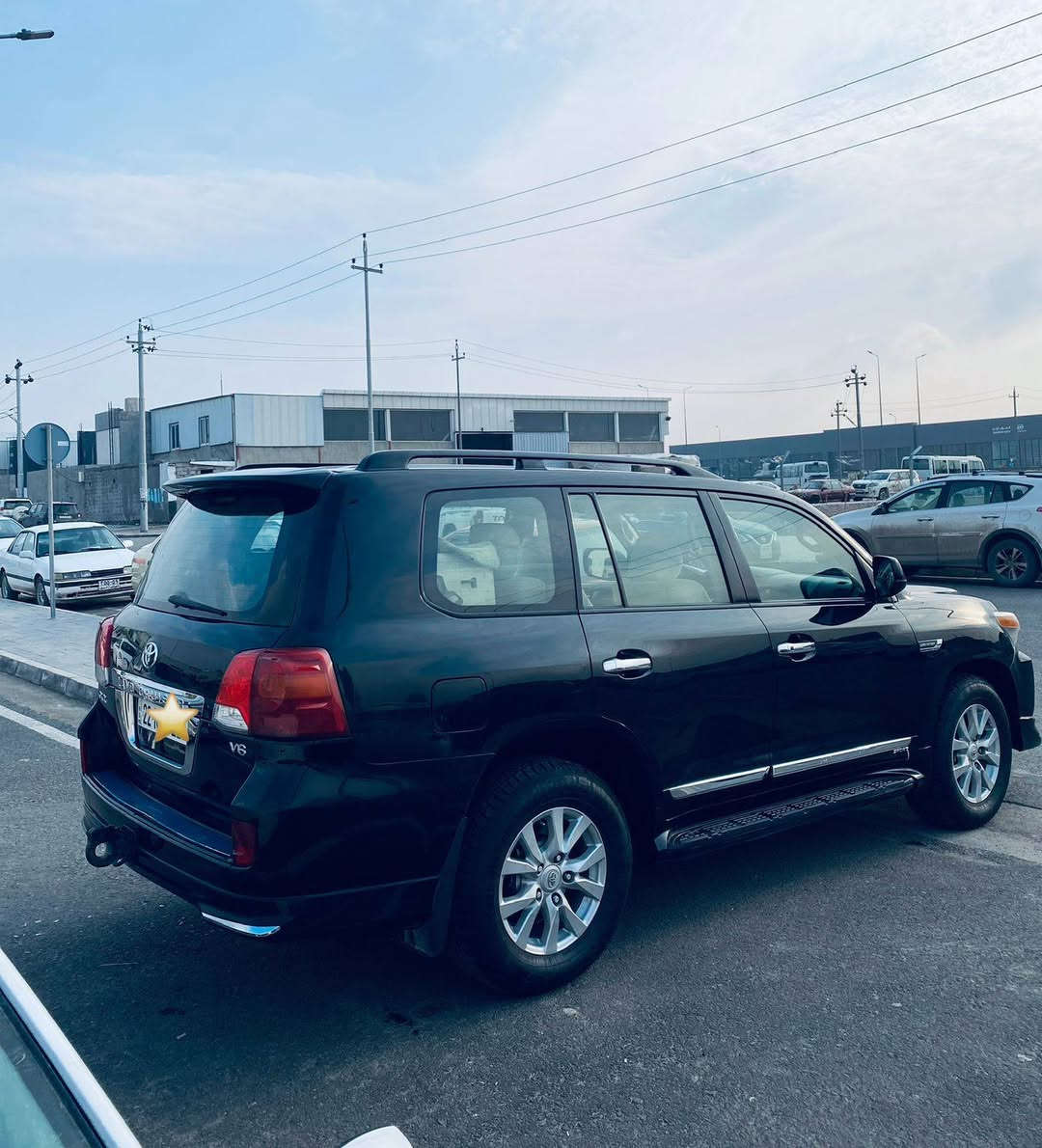 تويتا لاندگرؤز 2011  GXRفول موسفات سلايت ناوزه رد ABSتوماتيك سه لاجه ره قه م و سه نه وي تا٣٠٣٠هيچ مه سرؤفي تيدانيه چوار تايه تازه بو به ستراوه سعر٣١٥
***********
***********
