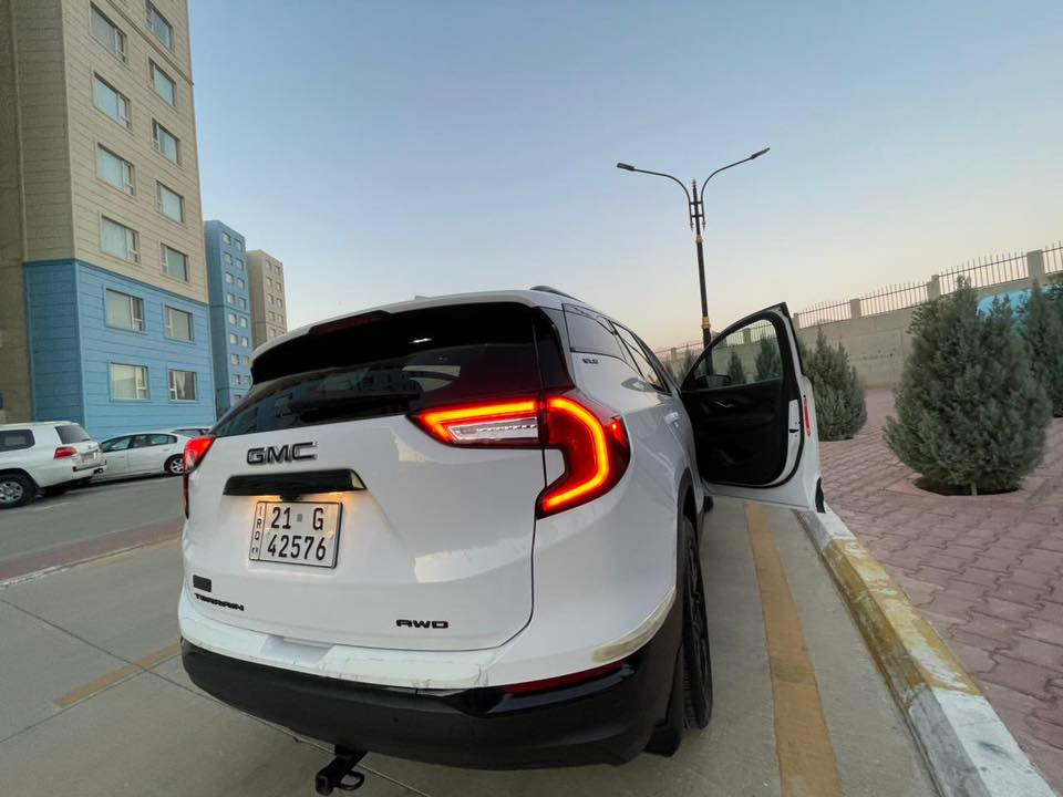 جي إم سي  فول فول 2023 🔥
بلاك تۆب كندی 
بدوب صبخ

مواصفات كاملة لسيارة كندية سوداء 😍
إصدار خاص من السليمانية

سيارة جديدة وفرامل جديدة

215 دولارًا
بانوراما
ناقل حركة أوتوماتيكي
عمود نقل الحركة
علبة التروس من نوع بسمة
مقبض تحكم بالأكواب
شاشة كبيرة
سيارة رياضية
مدفأة وسائد هوائية
4 أبواب بسمة
مكبر صوت
رادار
كاميرا أمامية وخلفية
كاميرا 360 درجة
وسائد هوائية
مساعد منحدرات
حساسية تسلا
نظام إلكتروني جزئي
محور مزدوج
مميزة جدًا
قطعت53000 كم

أغطية أمامية وخلفية غير مطلية
ضمان المحرك وناقل الحركة. العنوان: السليمانية
*********** شامل
