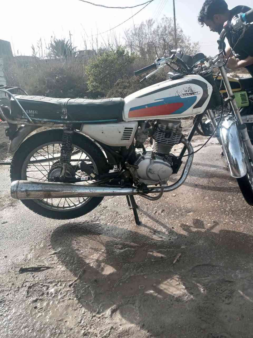 دراجه اداوت مكفوله من السرقه والعشائر، ،السعر 325 تواصل ***********
