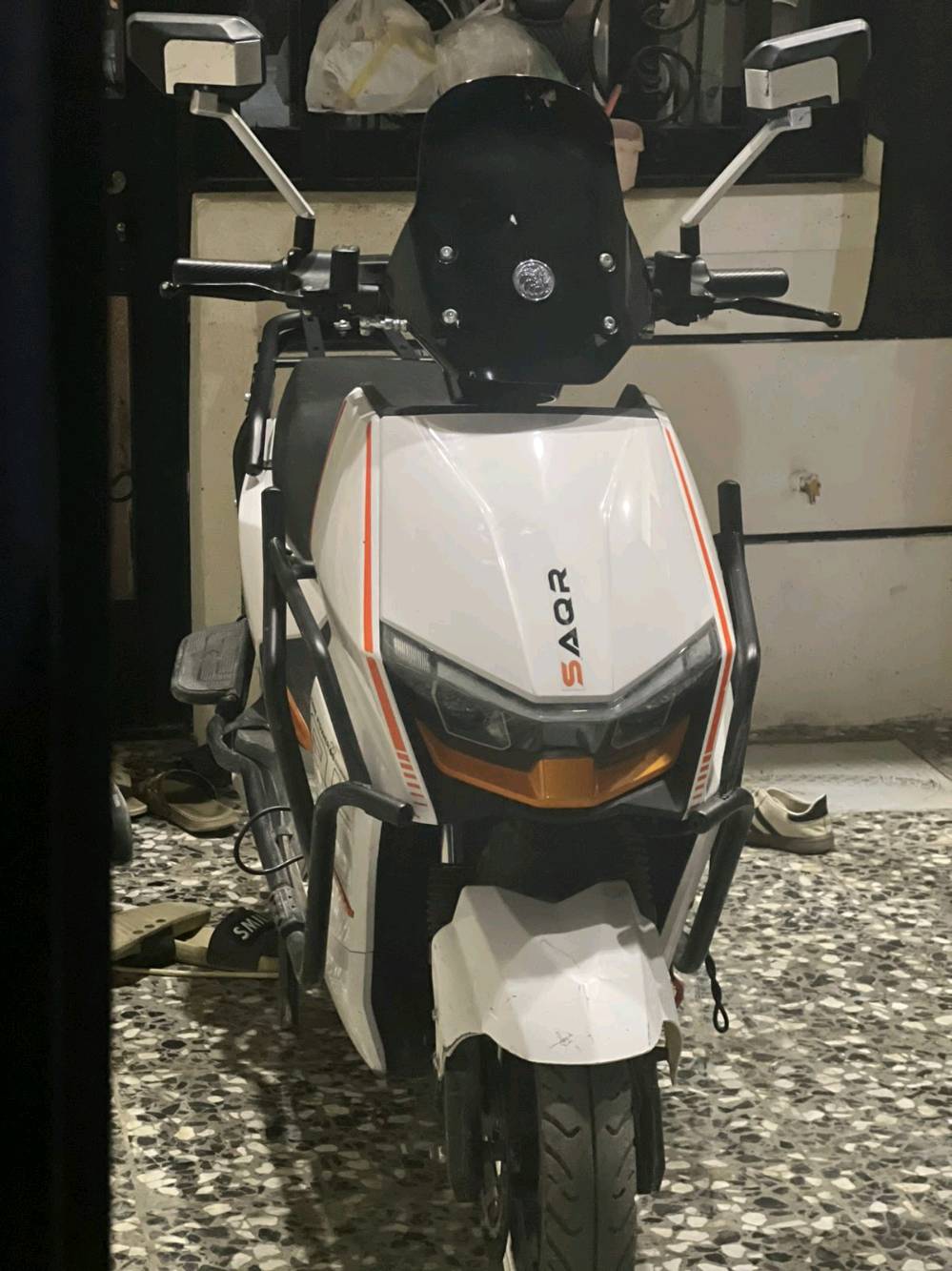 دراجه كلش حلوه ونضيفه اني ماخذه بواحد ونص ورايده ب800 وبيه مجال بسيط وولشراي يستاهل وهاي مواصفاته

السرعه 80 حقيقي
الملف 2000 حقيقي
تجي سويج وبصمه
تايرات جلاتين 
تجي بيه 3 سرعات
تمشيك 40 كيلومتر حقيقي 