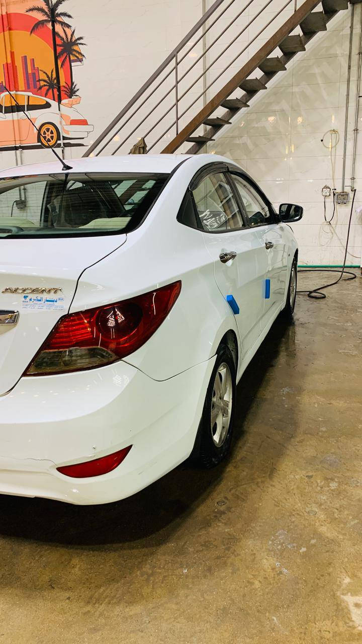 السلام عليكم 
اكسنت 2013 خليجي
محرك 1600
ماشية 118 السيارة جديدة بمعنى الكلمة 
رقم بغداد بأسمي 
كير ومكينة وتبريد وحدادية كله جديد 
بيها صبغ فقط بخشم لچاملغ الامامي اقل من شبر اثر شخط 
وماعندي سونار 
مكاني بغداد الدورة 
السعر 105 وبيها مجال


**إذا كنت صاحب هذا الإعلان وتريد حذفه لأي سبب، رجاءا أرسل رسالة إلى الدعم الفني**