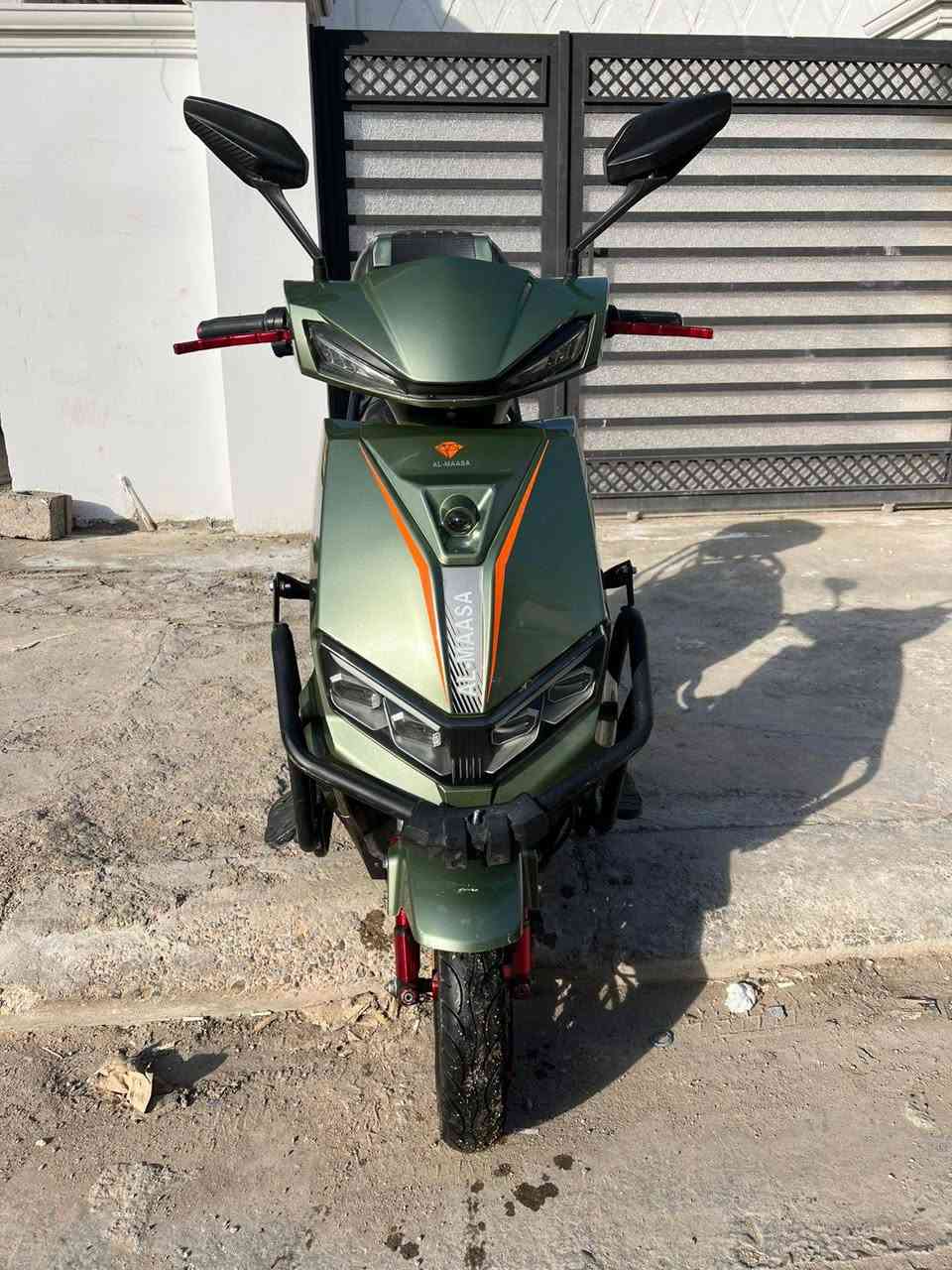 مكلف بالنشر .

السلام عليكم 

دراجة شحن للبيع بطاريات شرط ع فحص النظافة مثل البصورة 
السعر 650 الف وبي مجال بسيط 
غير متواجد ع فيس فقط الاتصال ع الرقم 
‭0780 014 3043
