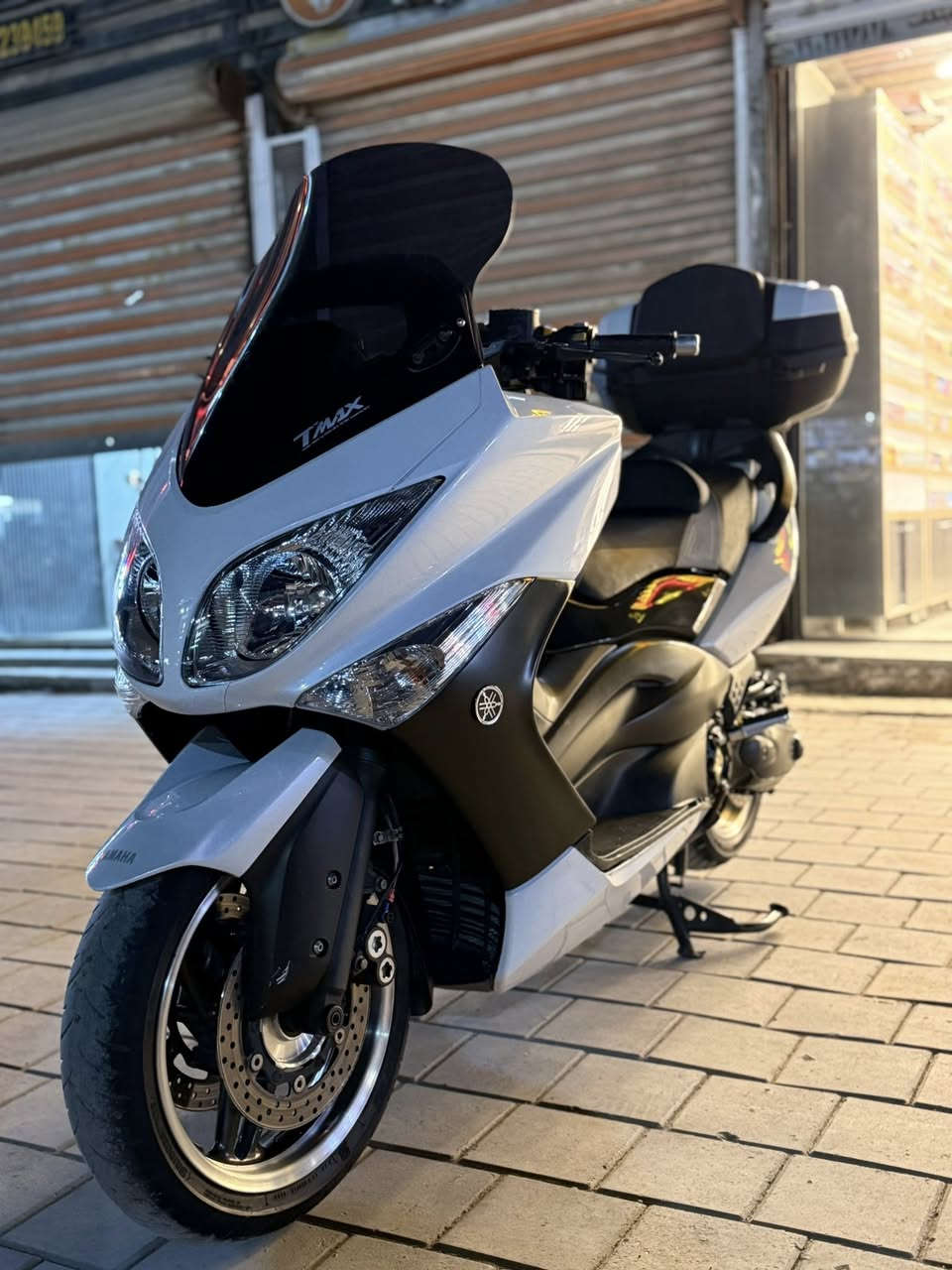 تي ماكس 2011 وايت ماكس
السلام عليكم 
Tmax 2011 وايت ماكس
مكفوله كفاله عامه نازله من كلشي وكلاشي صار فتره
بيها صالنصه رياضي صوت ناعم+مري رياضيه+جامه رياضيه+قاعده رقم. وسبايدر اصلي موجود الصندوك مو وياها +جي بي اس +قاعده مبايل+مطاره
الدراجه جديده بمعنه الكلمه وقليل بحقها كلهمه جديده
رمبه استخدام قليل صور مزاد
مكاني بغداد الامين الثانيه 
الاستفسار :***********
