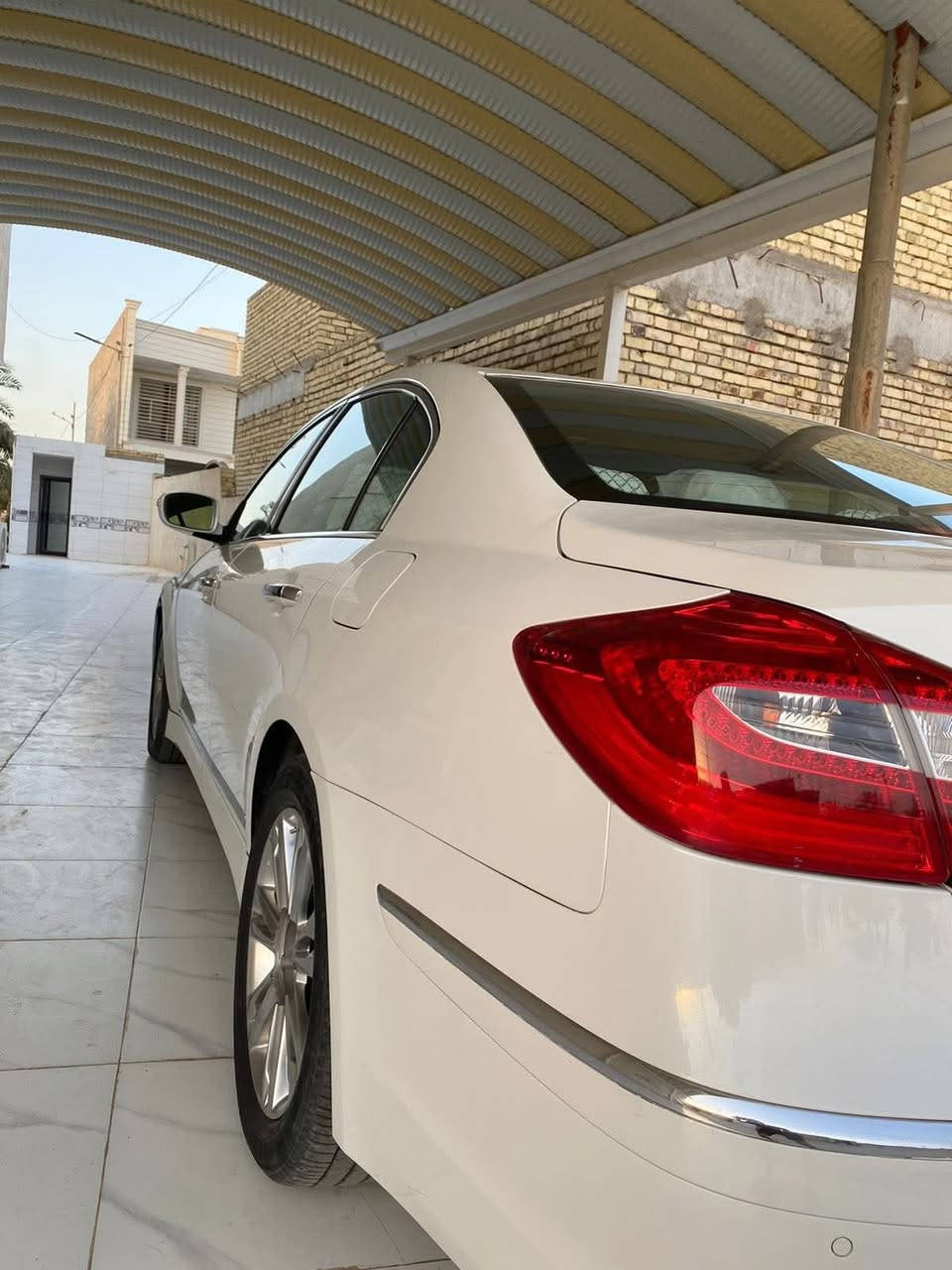 جنسزز موديل ١٣ خليجي مكفوله ميسان***********
السعر 145 ورقه وبيه مجال 
الرقم اربيل
