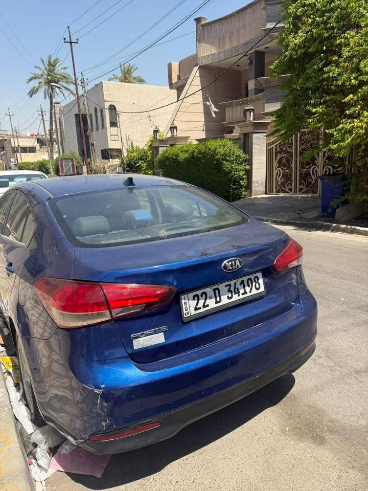 للبيع كيا فورتي ٢٠١٧ السياره كلين تايتل حادثها بالعراق صار جنطه خلفيه وبيها باب الامامي الايمن صبغ موضح بالسونار سياره استخدام نظيفه مكينه ناعمه تبريد خير من اللّٰه ماشيه ١٢٢ الف ميل محرك
٢٠٠٠ دوش مكان السياره المنصور متواجد ماسنجر و واتساب فقط سعر السياره١١٧ وبيها مجال  وبيها مجال
***********
