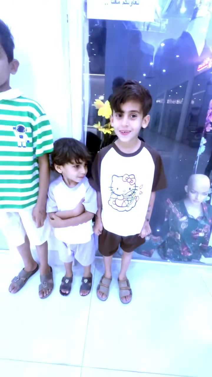 ديالى بلدروز مول بلدروز  #بلدروز


**إذا كنت صاحب هذا الإعلان وتريد حذفه لأي سبب، رجاءا أرسل رسالة إلى الدعم الفني**