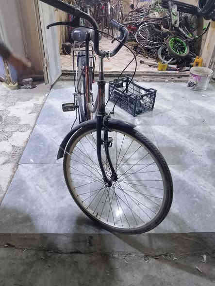 السلام عليكم باسكل للبيع جديد المكان ديالى هبهب السعر 40 قفل رقم الهاتف ***********
