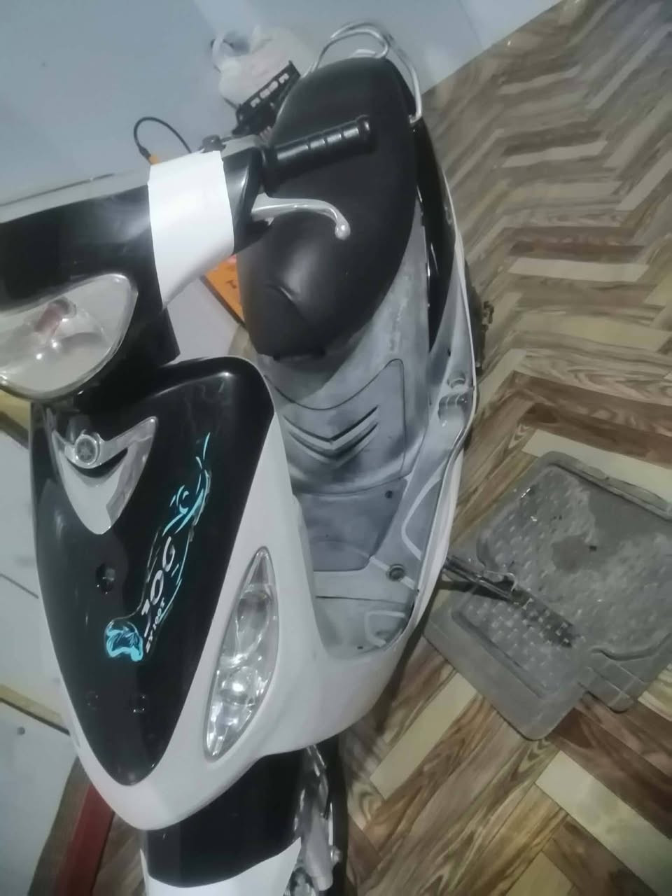 دراجه ماكس منغولي للبيع مديل 2007 مزوده بوشه 55الدراجه نضيفه كلش ماعوزه شي الدراجه احله من الصوره السعر 500وبيه مجال بصيط رقم الهاتف *********** مكان حله قضاء الكفل
