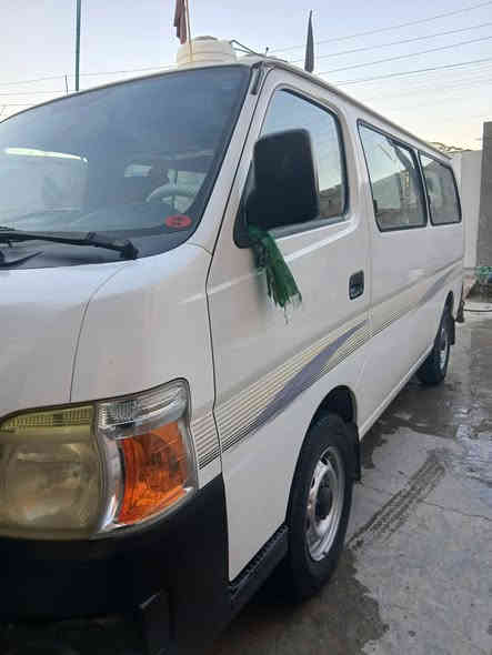 السلام عليكم نيسان ناصيه للبيع موديل 2010 شماليه مكفوله كفاله عامه مكينه كير اكسل مكفولات تخم تاير جديد دوشمه جديد تبريد شغال مكاني بغداد للأستفسار الأتصال على الرقم ***********غير متواجد على الفيس
