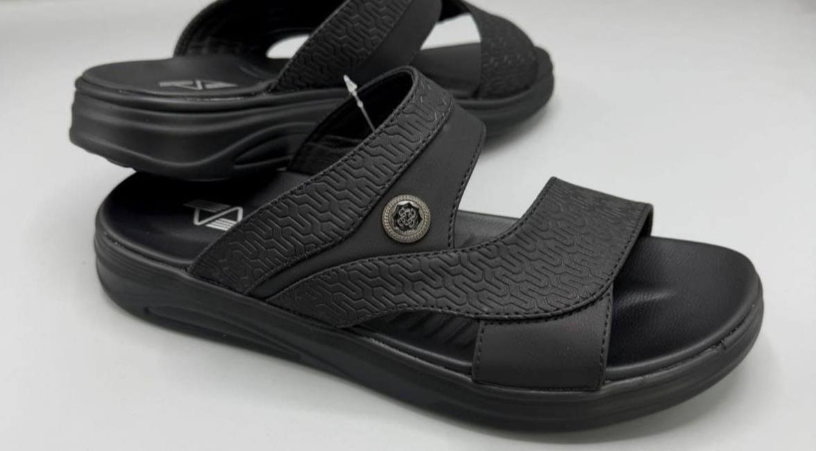 ✔️متميزون في الذوق الراقي 🔥🔥
جوده ومتانه 
أناقه  وتنوع.      يوني UNI MK.  قياس 40_45 
راحه فائقه
واسط الزبيديه الفلكه مجاور مدرسه الإمام الصادق ع 
توصيل لكافة محافظات العراق 🇮🇶 
***********
