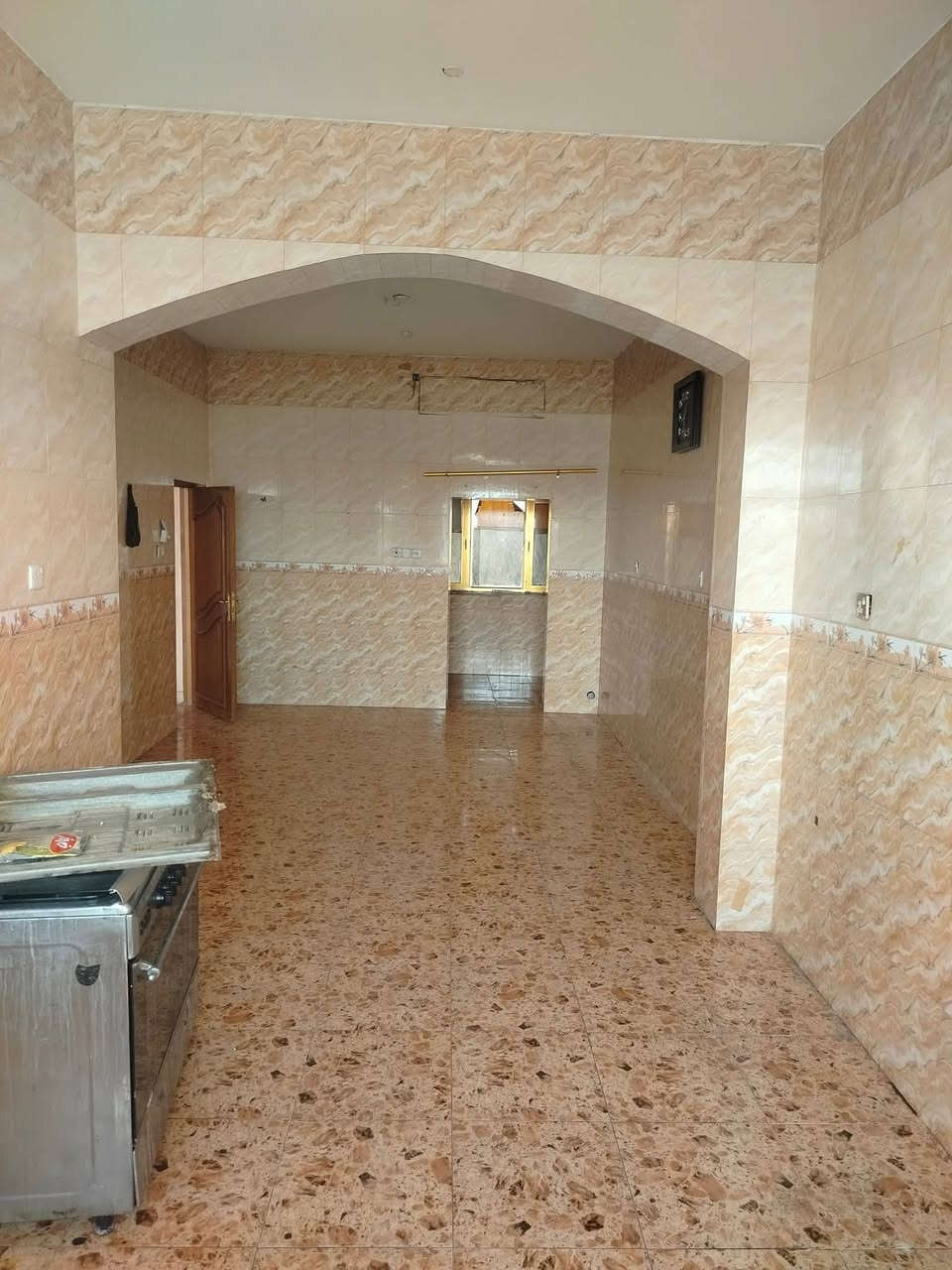 شقه للأيجار في حي الخضراء طابق أول بناء حديث تحتوي على 

2 غرف منام صاله استقبال مطبخ صحيات 

للأستفسار اكثر يرجى الأتصال على الأرقام التاليه 

***********
*********** واتساب 

كما نستقبل جميع طلباتكم وعروضكم التجاريه والعقاريه
