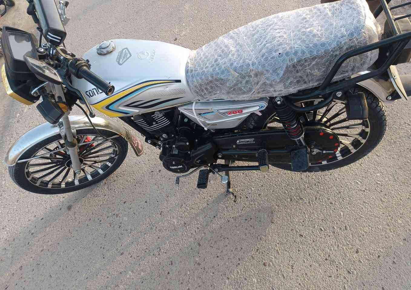 سلام عليكم دراجه للبيع موديل 25  مكفوله اوراق موجوده مكاني الطيفيه سعر (750) وبيها مجال ***********؟:***********/
