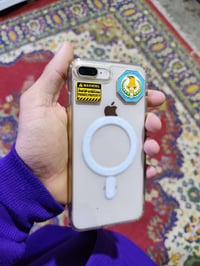 يوجد ايفون 8بلاص ذاكره 256  بطاريه 73بلادي كلو شرط الجهاز  بيع او مراو...