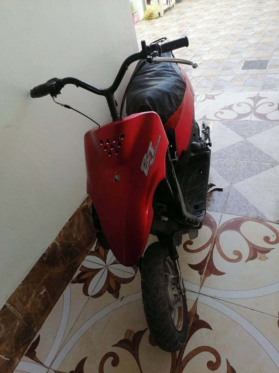 ماطور للبيع اي عيب مابي نضافته وصط شغال بشرط سعره 160 وبي مجال الشراي يتصل مكانه حي النصر ***********
