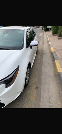 كورلا 2021وارد امريكي حادث بنيد فقط ومبدل نفس اللون والسونار موجود موص...