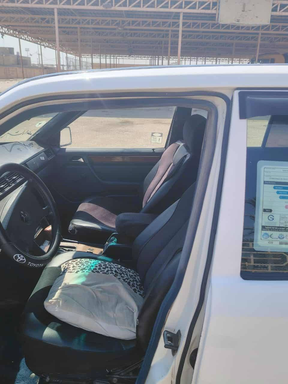 لبيع سياره مارسدس رقم راعي *********** سعر ٦٠ وبيها مجال
