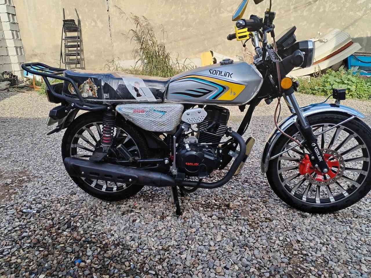 دراجة سيفان ظاغطة و زنجيل للبيع 2025 ديالى قضاء الخالص ناحية دار السلام السعر( 850) وبيها مجال ***********
