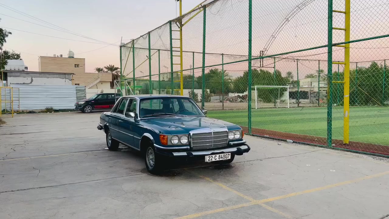 سلام عليكم
لبيع مارسيدس ابو اشوارب موديل 1978
كفالة عامه من صبغ فقط بيها بارد شي بصيط باب سايق سيارة كلشي بيها ابلادي  مكينه 6 سلندر عنكبوت تخم تاير جديد صدر امامي خلفي جديد تبريد ابلاد رقم اربيل بسمي تحويل وكاله اني حاظر ارجع اكرر سيارة على وضع شركة 
ملاحظة سيارة بالحقيقة احلى من فديو 
مكان سيارة بغداد الدورة 

***********
