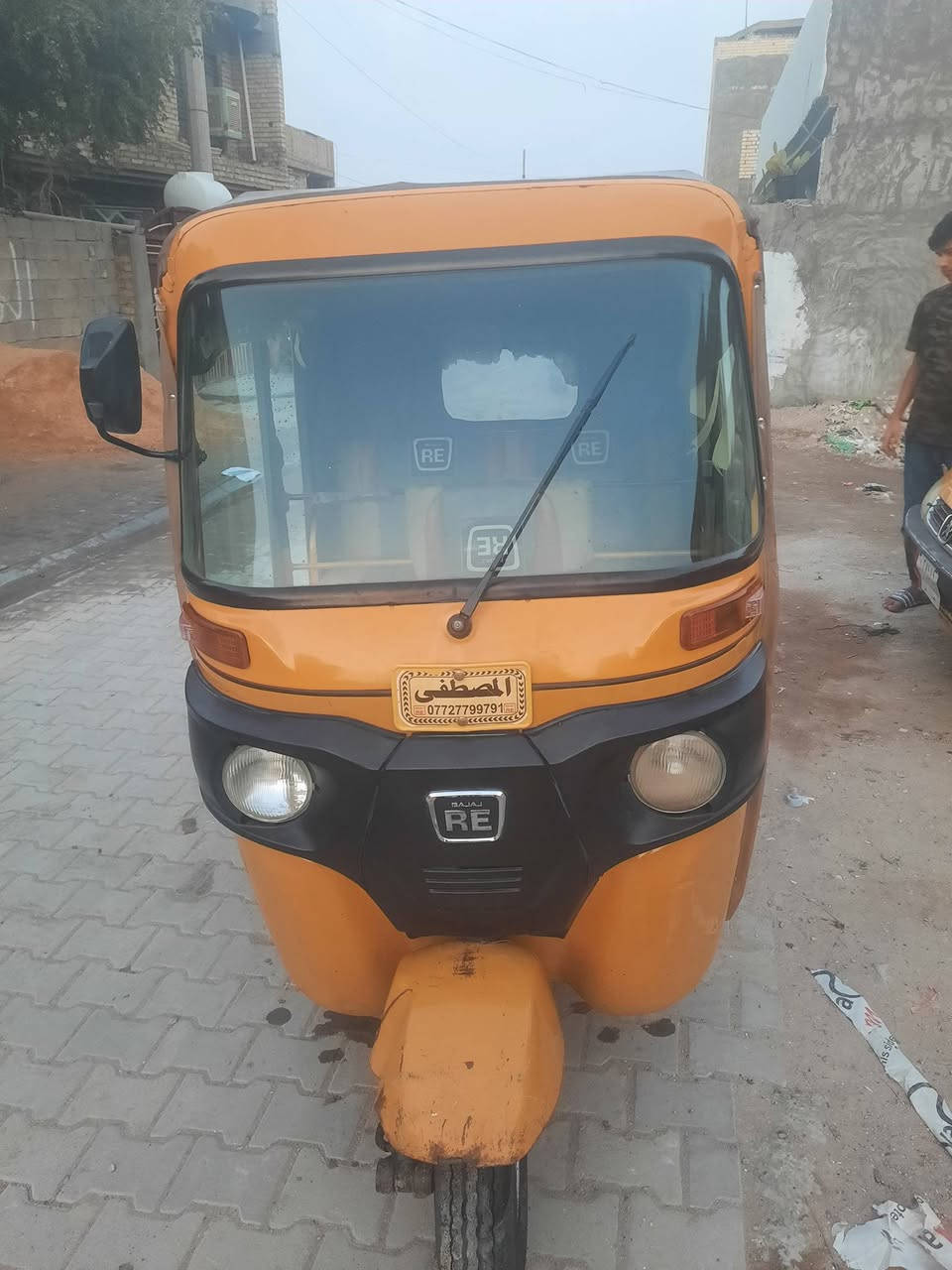 سلام عليكم تكتك للبيع ما مرقم موديل عشرين تكتك جاهزه ونضيفه مابيه اي  ضربه مجفت مره وحده تكتك خير من الله بوجك للشارع اوراق اصوليه وين ما تحب روح افحص سعر خمسة ونص مكاني بغداد الشعله لاتصال على رقم بي واتساب علمن غير متواجد على فيس بوك)(***********)
