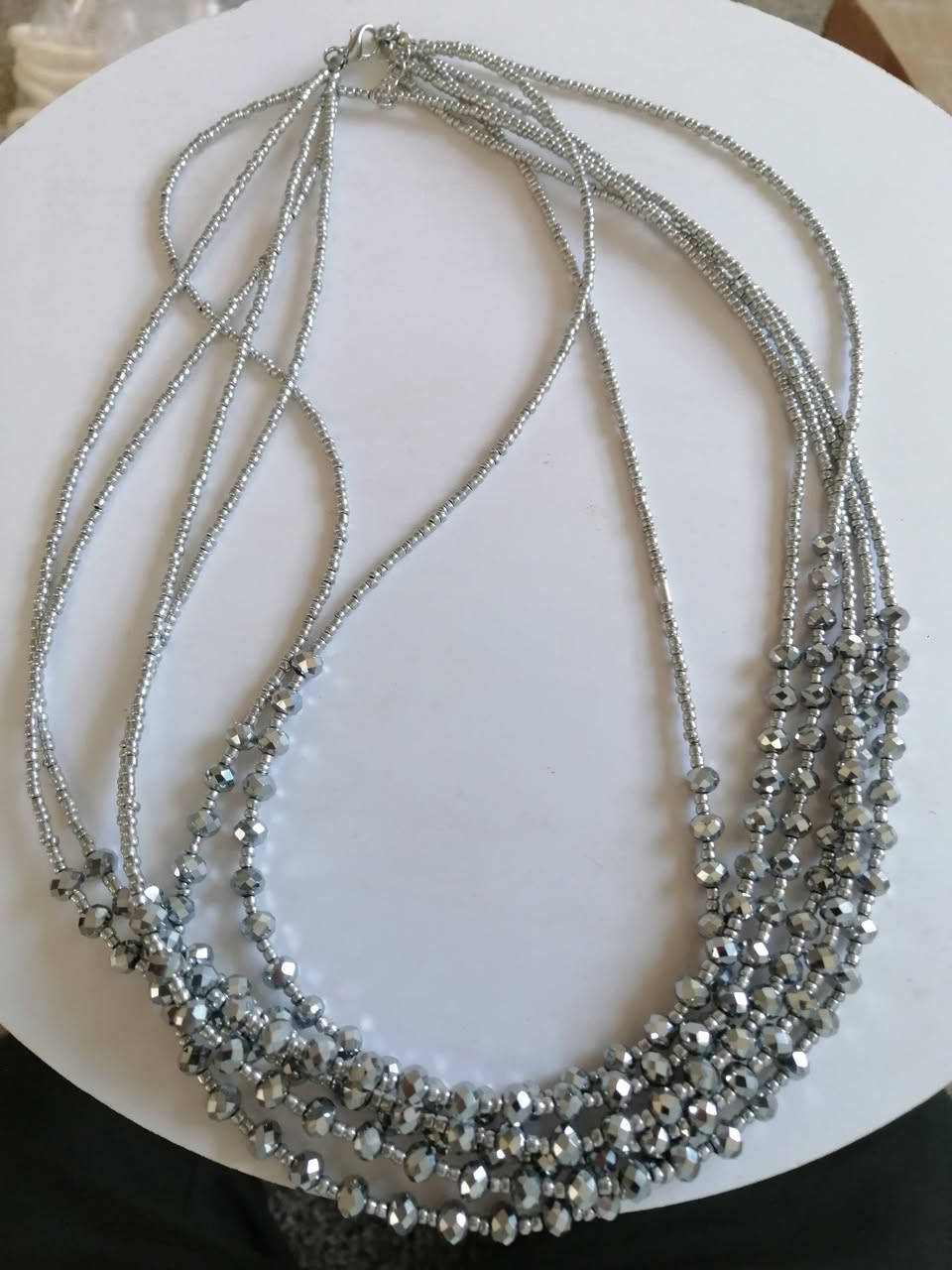 اخوان هاي الدناديش سوارات و محابس و قلادات اللي موجوده سعرها 25  فوق 30 قطعه خوش كمية الي تفيده يراسلني خاص التوصيل موجود 5 الف لكل المحافظات


**إذا كنت صاحب هذا الإعلان وتريد حذفه لأي سبب، رجاءا أرسل رسالة إلى الدعم الفني**