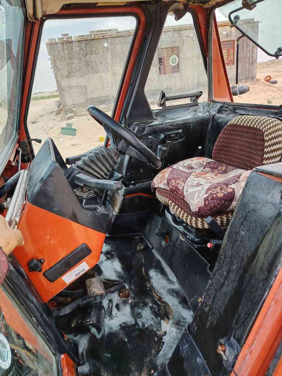 مكينه للبيع حجم 140 موديل 80
***********

***********
