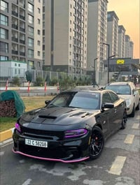 بسعر مناسب وحادث بسيط  جارجر ( دايتونا SRT ) 6400 اصل  الموديل : 2017 ...