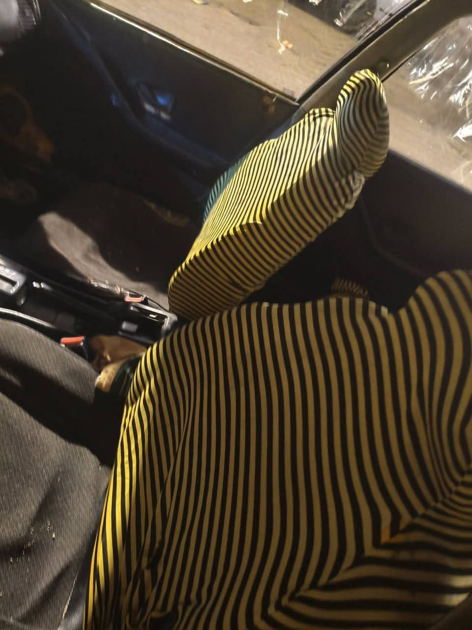 بيجو روه موديل 9  سنويته منتهيه  بل 23ساره محوره كير ومكينه ونجي  المكينه بيه بخار    سياره طافيه  هيه وغرامات عله مشتري   راعيه موجود يريد تحويل  بيه كوم حديد الحد يخابرني وكلي شنو بيه بيع كوم حديد سعر5مكاني البصره كزيزه رقم الهاتف *********** بس هاي مال تاير طاكه يرادله  الحيم مستعجل عله بيعته والله محتاج فلوس
