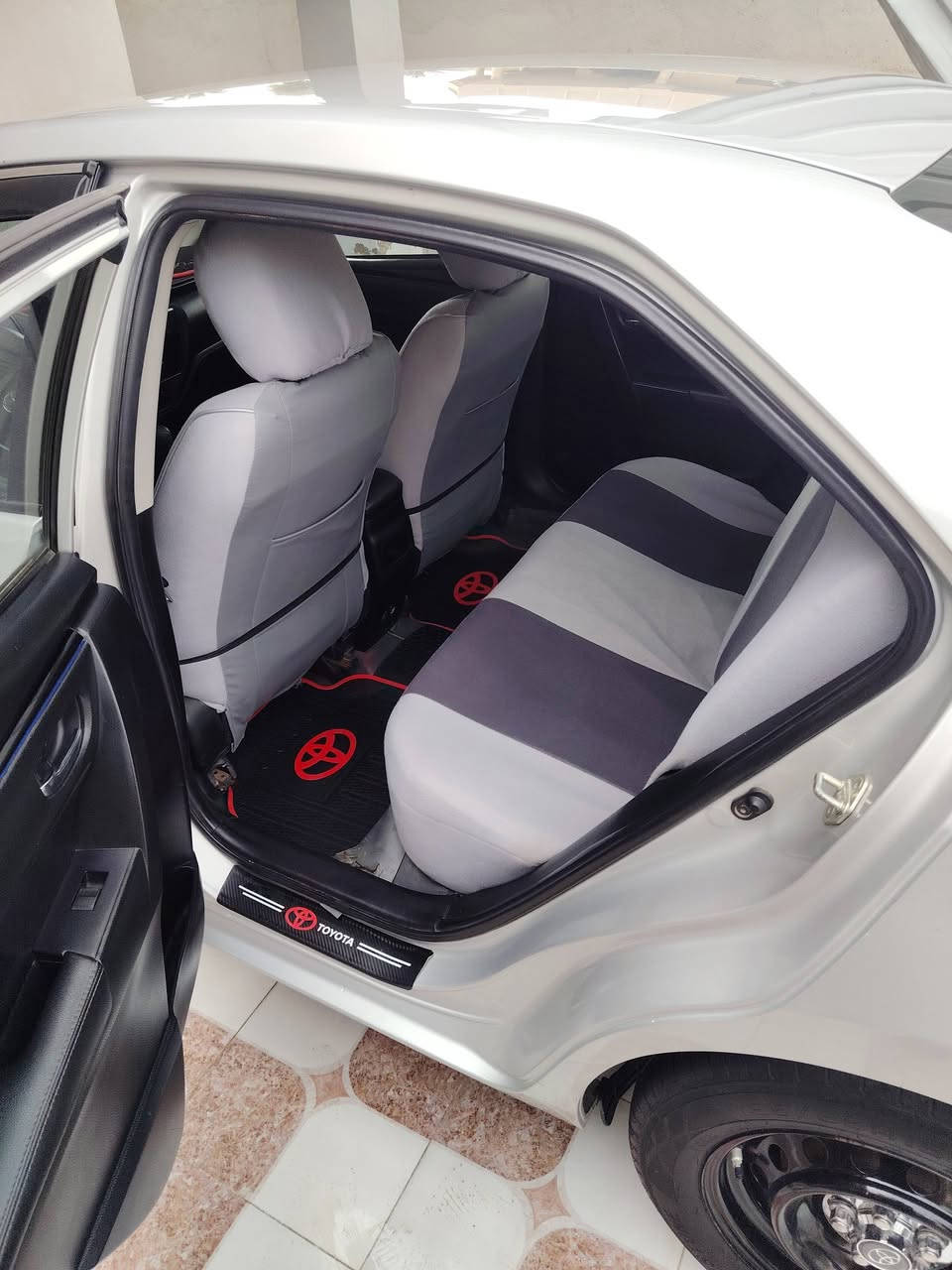 سلام عليكم
كورلا 2019 se  وارد امريكي 
فول نضافه
تحديد مسار 
رادار 
تثبيت سرعه 
شفتات بالستيرن   
كشنات جلد 
اشاره بالمرايه 
السياره كلش نظيفه 
ماشيه 140
مكينه وگير خير من الله 
حداديه جديده
رقم بغداد بااسمي مكانها بعقوبة
سعرها 160 وبيها مجال للطيبين 
صور الصونار
للاتصال
***********
