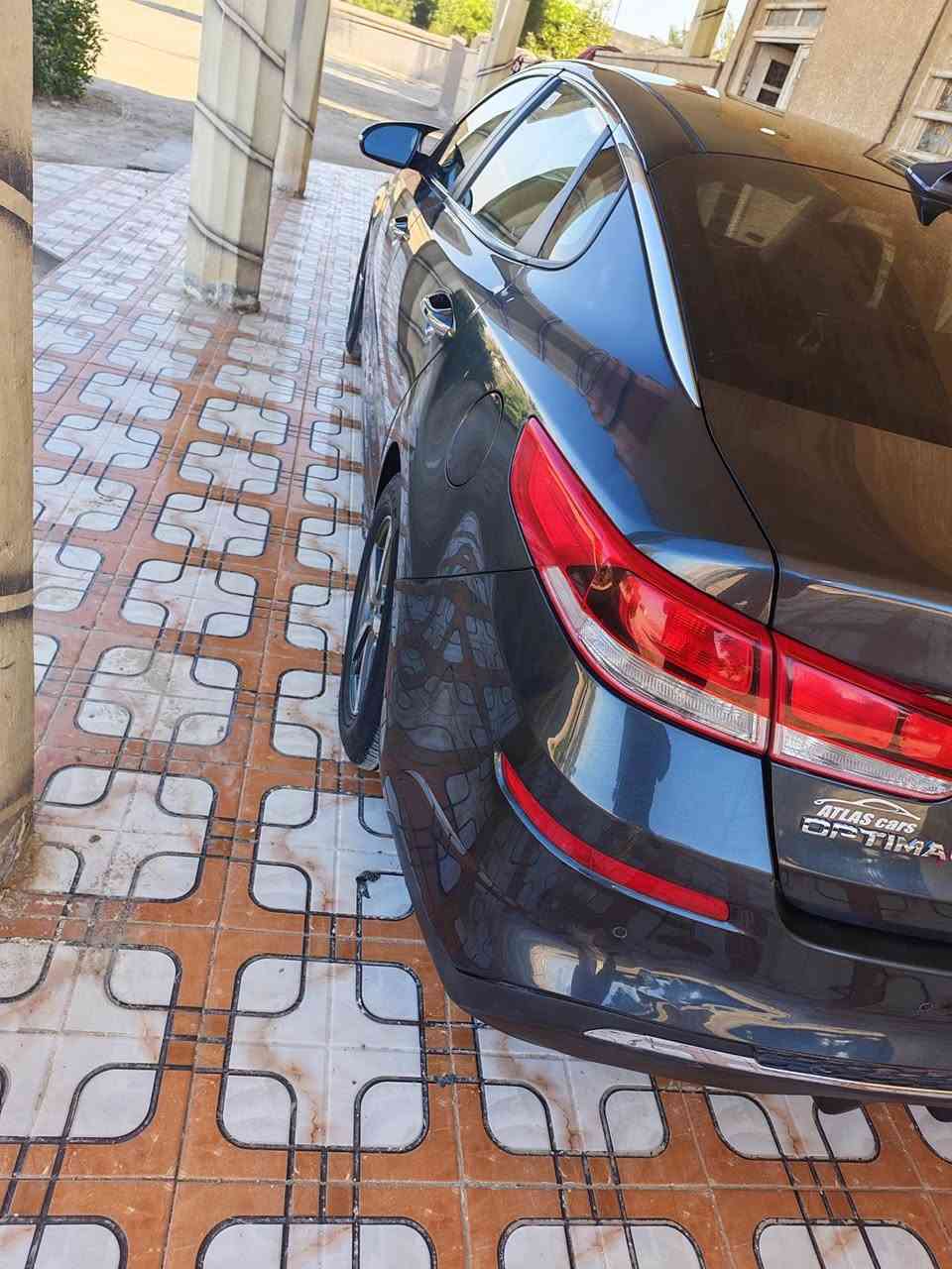 كيا اوبتما ٢٠٢٠ امريكي
الضرر بنيد فقط 
محرك ٢٤٠٠
سيارة جاهزه نضافه ١٠٠/١٠٠
السعر ١٤٥$
للاستفسار ***********
