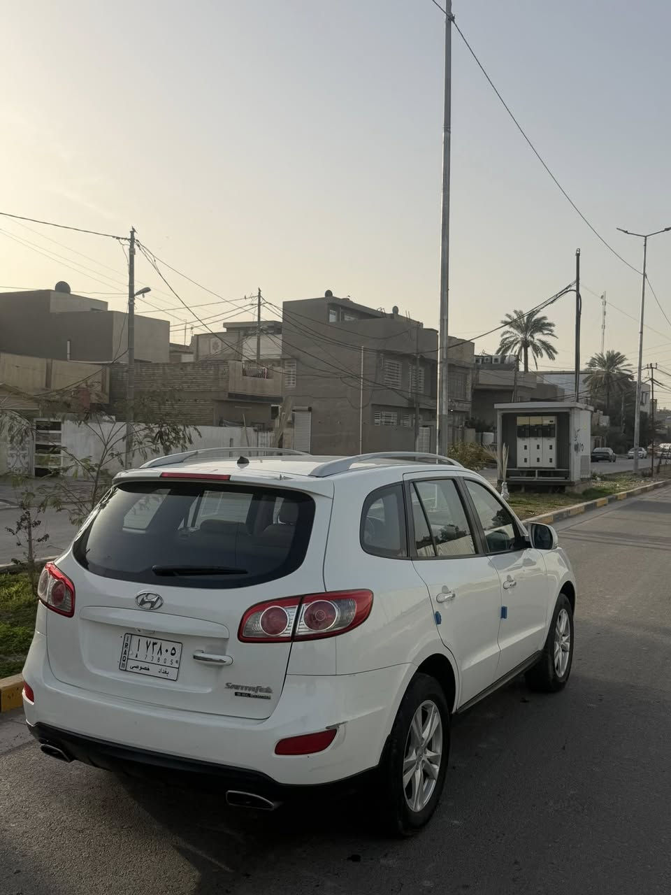 السلام عليكم
سنتافيا 2011 خليجي مكفوله عدا شويه صبغ جوا الرقم الخلفي كد شبرين مكينة ٦سلندر ٧راكب فور ويل 
السيارة فول مواصفات 
بصمة تشغيل
بصمة أبواب 
فتحه 
تحكم أستيران جهتين 
مري شفط 
اشاير بالمري 
كشنات كهرباء 
ومواصفات السنتافيا المعروفه 
السياره جاهزه بدون اي نقص تخم تاير جديد صدر امامي خلفي جديد مكينه وكير مكفولات رقم بغداد تحويل ثاني يوم 
السعر ١٥٧ وبيها مجال 
رقمي ***********
