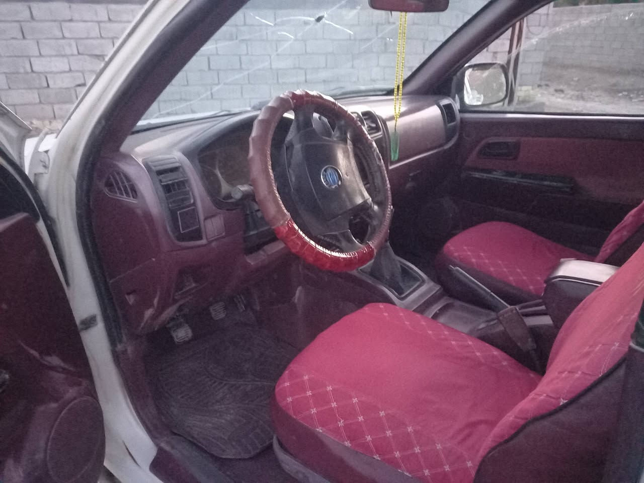 سياره كنوه البيع ٢٠١١ مكفوله محرك كيرشاصي مكلف بالنشر رقم صاحب سياره ***********تصل
