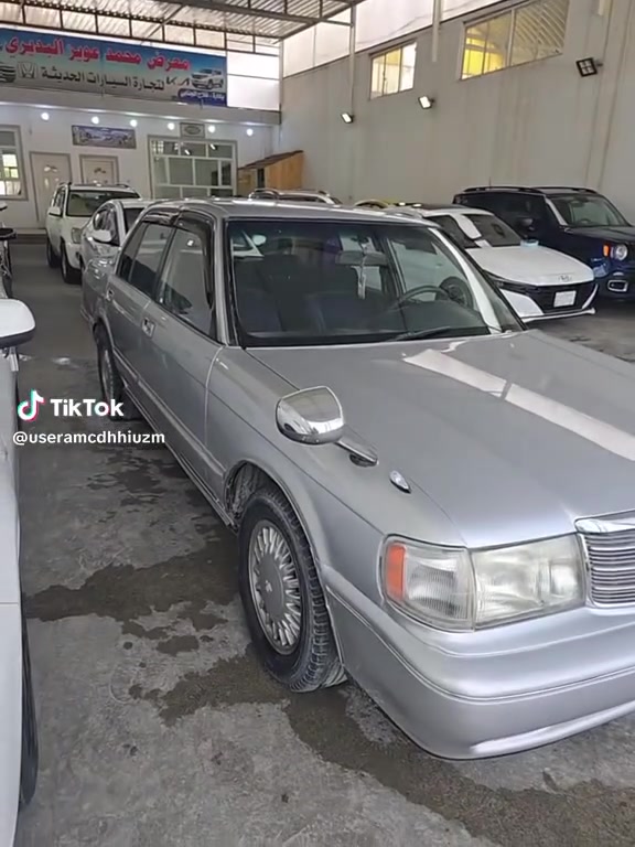 كراون ارنب موديل 95 سياره ماعايزه برغي جديده وبجيس 
سعر65 للاستفسار ***********

