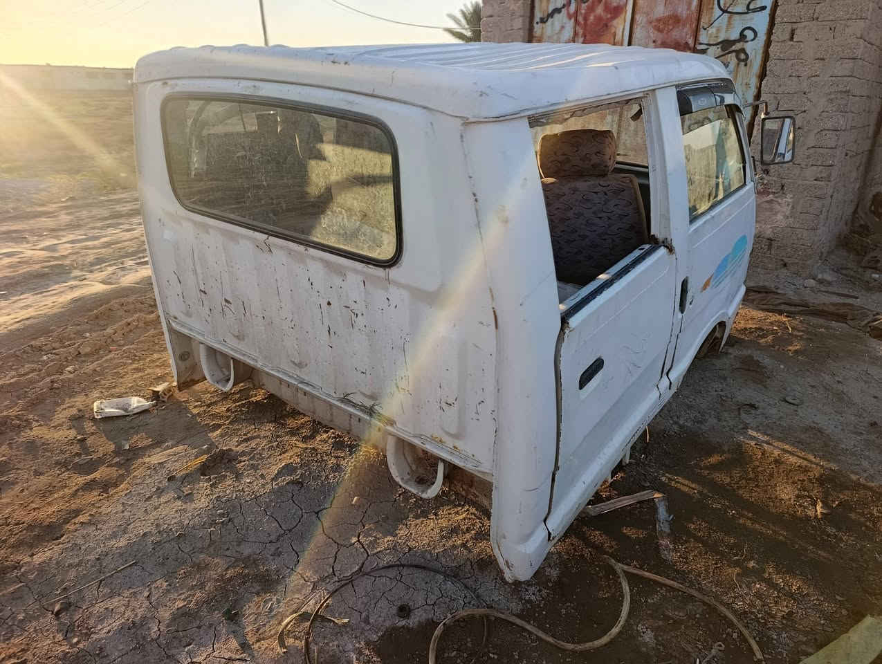 السلام عليكم ورحمه الله   قماره دبل للبيع نص عمر مع قماره عموشه بيه بجم وبيه صفحات نضيفات للاستفسار الاتصال على الرقم التالي ***********
