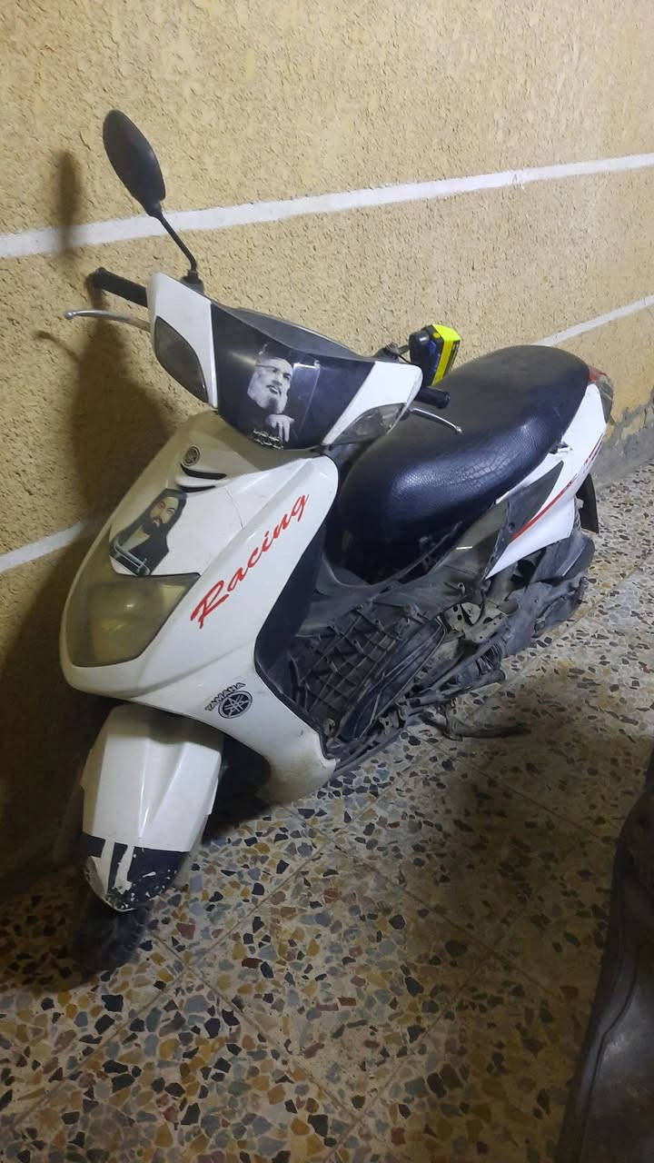 دراجه كفاله عامه مكينه مامفتوحه ناعمه كلش تشتغل بس كابريتر تكطع جيب كابريتر وشد واطلع مكينه خرسه تخبل مكاني بغداد العبيدي *********** واتساب
