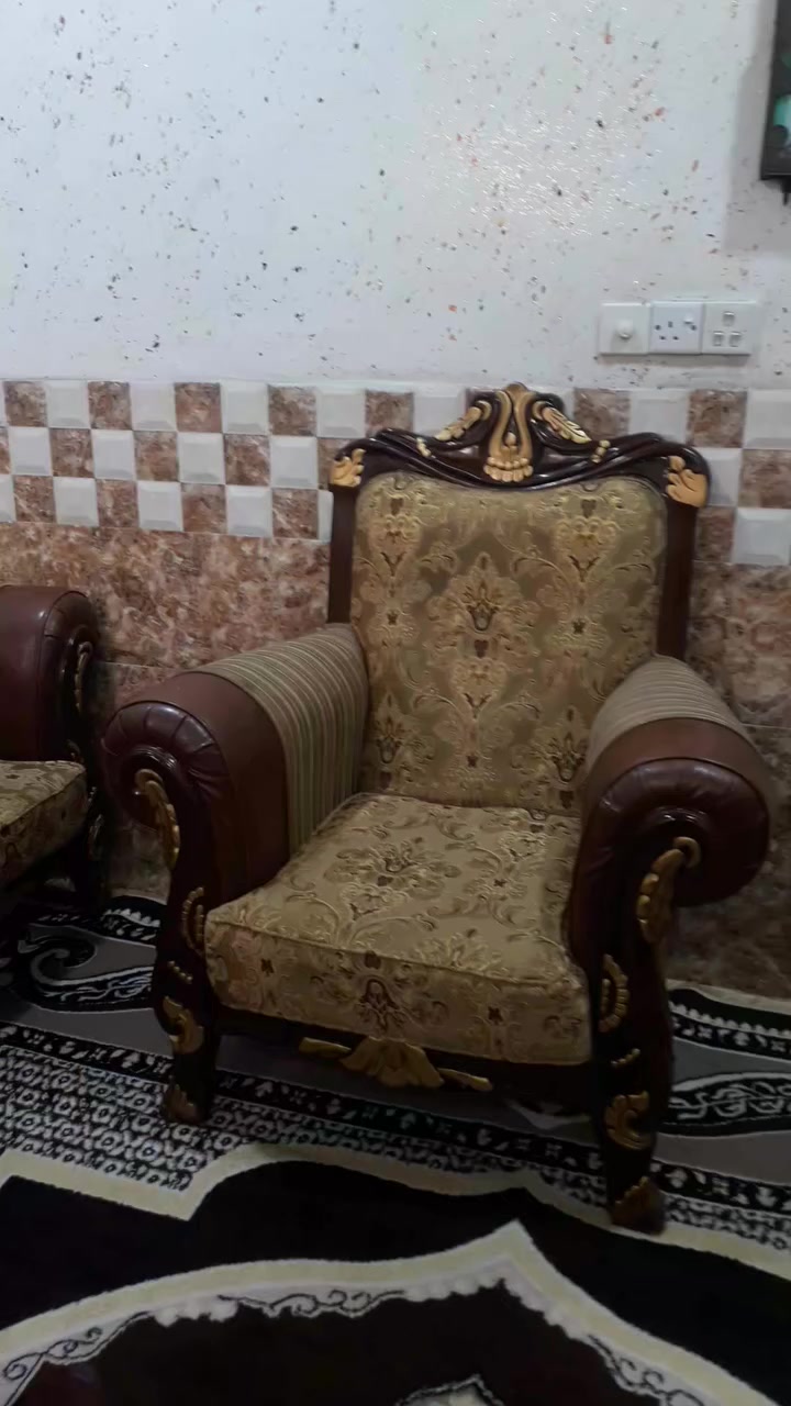 متاح طخم قنفات السعر ٣٠٠وبي مجال


**إذا كنت صاحب هذا الإعلان وتريد حذفه لأي سبب، رجاءا أرسل رسالة إلى الدعم الفني**