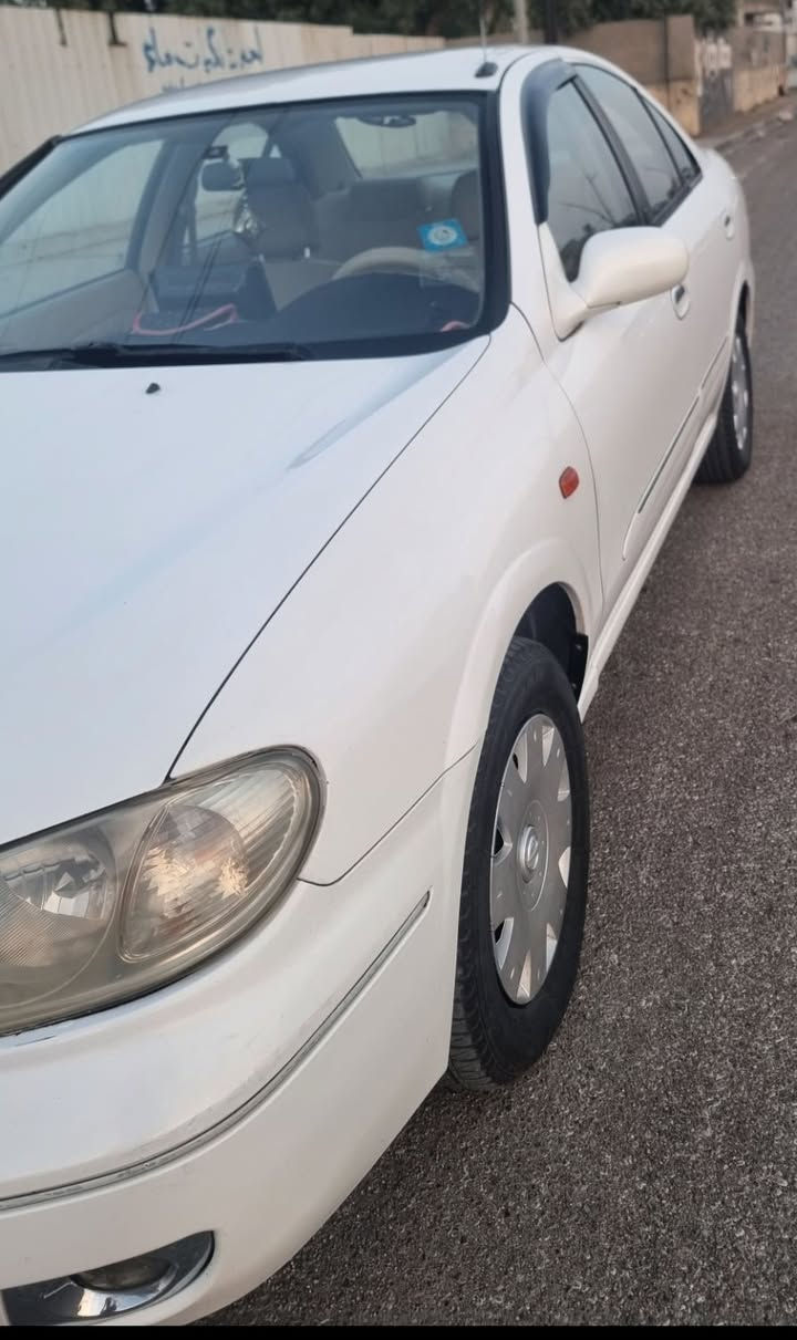 بسم الله 
نسيان سني ياباني 2009 
رقم كركوك مشروع وطني الى 2028
السياره جاهزه 
تبريد و تدفئة شغالات 
كهربائيات كلها تمام 
السياره بيها صبغ بالدوسه جوه باب السايق و بيها بالهلال و شويه من الدوسه خلف باب السكن و بيها تعديل بارد كد شبر بالبونيد مأشر عليهن 
الكير ما بي عيب بس المحرك ينقص دهن 
السعر 110$
للاستفسار اكثر الاتصال على الرقم 
***********
