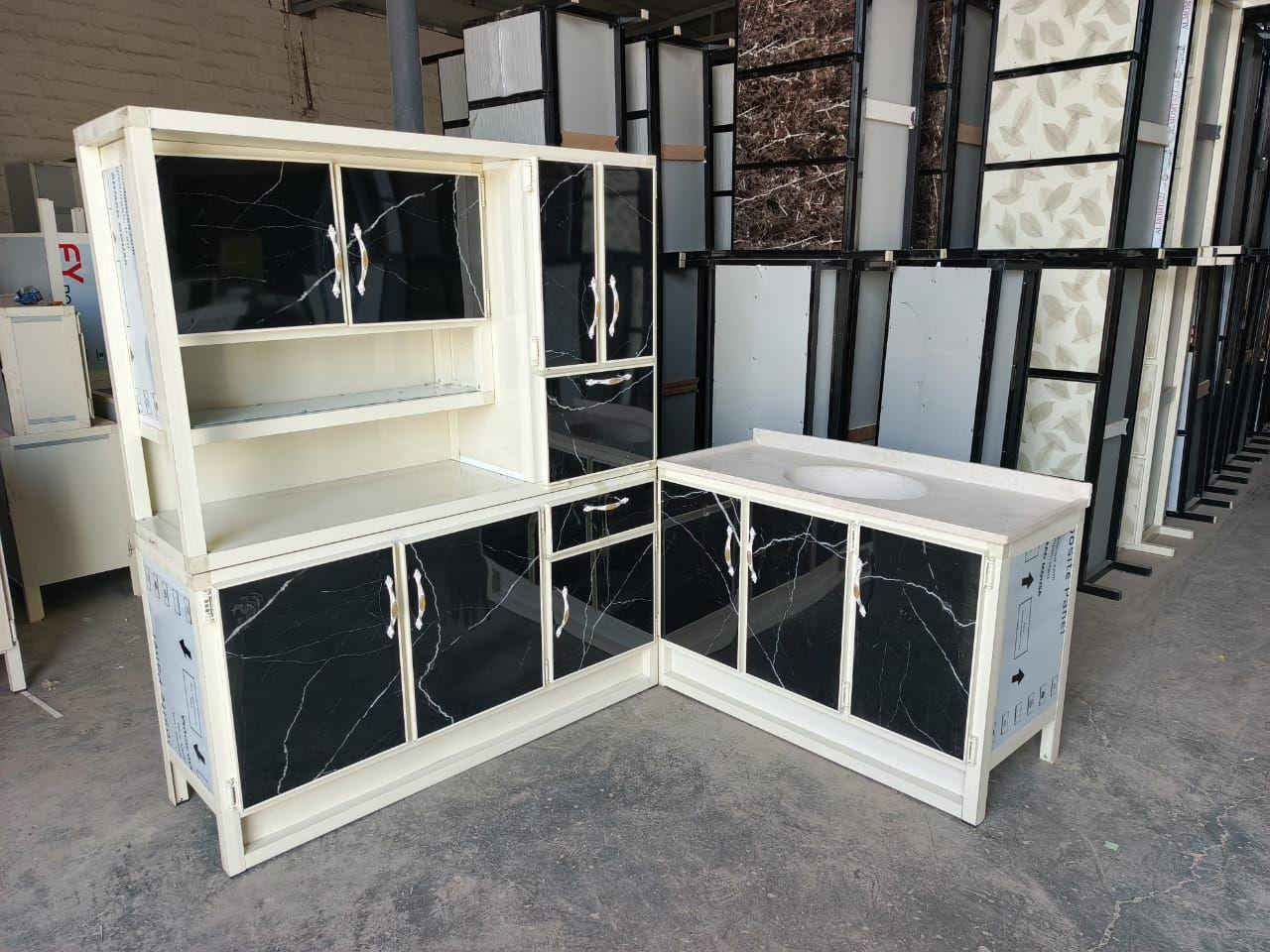 كاونتر متر ونص  مع سنك مرمر متر و 20 

سم السقف الارضي مقوى بخشب. 🦾🦾
توصيل مجاني بغداد 

بابل  //كربلاء// نجف.// ديوانيه / توصيل 10
. // 
رمادي.فلوجه// توصيل 15
🍒🍒🍒🍒

واسط// ديالى //خالص// بعقوبه. //صلاح الدين./ الضلوعيه /سامراء./ بلد/ يثرب./ تكريت 
توصيل 25 
🍒🍒🍒🍒🍒
موفقيه الحي شيخ سعد 50
بلد روز مقدادية   شهربان ابو صيدة  35
صلاح الدين بيجي 50 
ناصريه ميسان سماوه. بصره توصيل 35 بغداد, العراق


**إذا كنت صاحب هذا الإعلان وتريد حذفه لأي سبب، رجاءا أرسل رسالة إلى الدعم الفني**